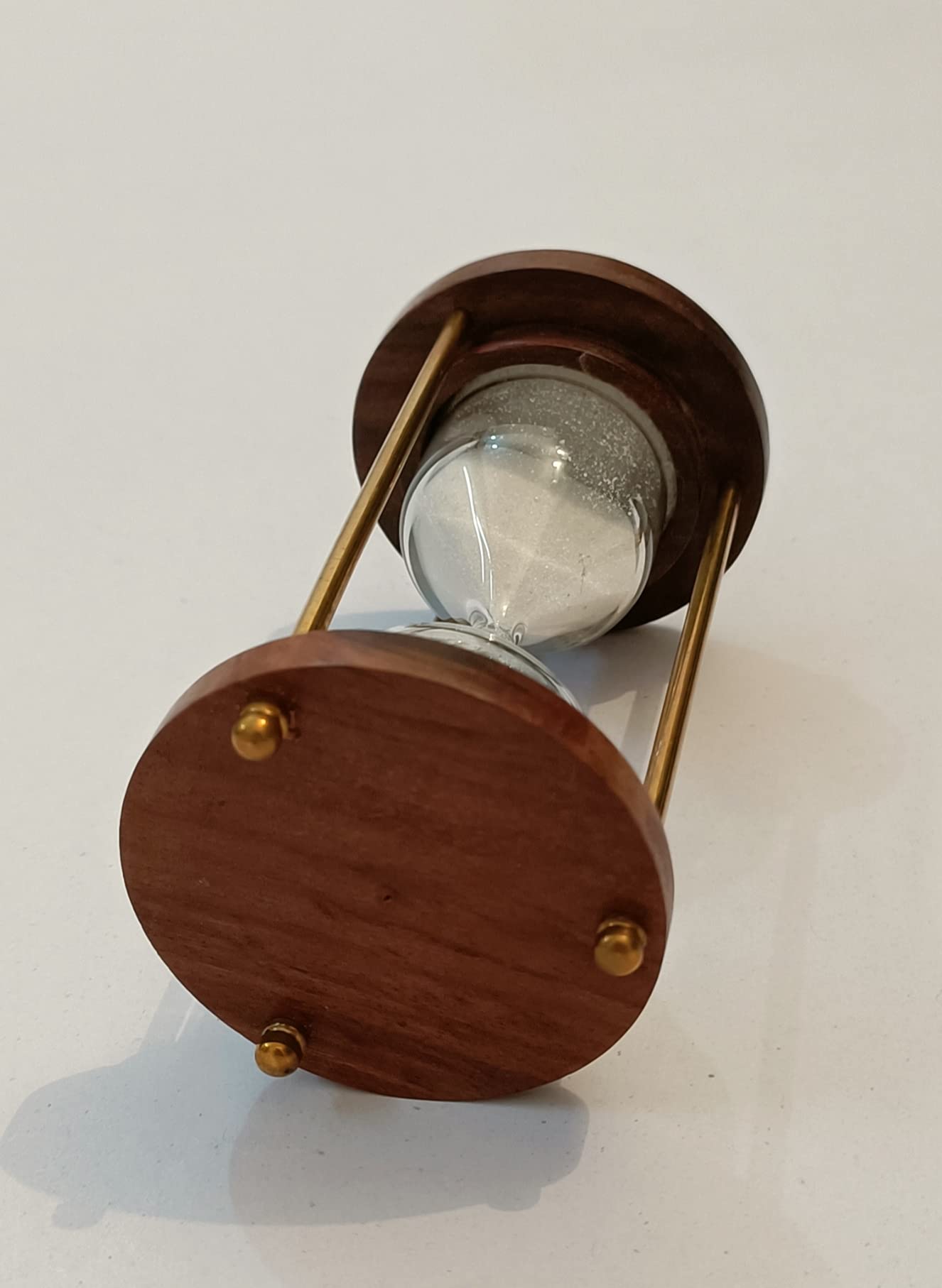1 Minute Wooden Sand Timer Hourglass - White Sand, 5x5x10cm - Decorative & Functional Timer for Home, Kitchen, Office Desk, Kids Activities, Board Games, Meditation & Gift Giving (Pack of 1)