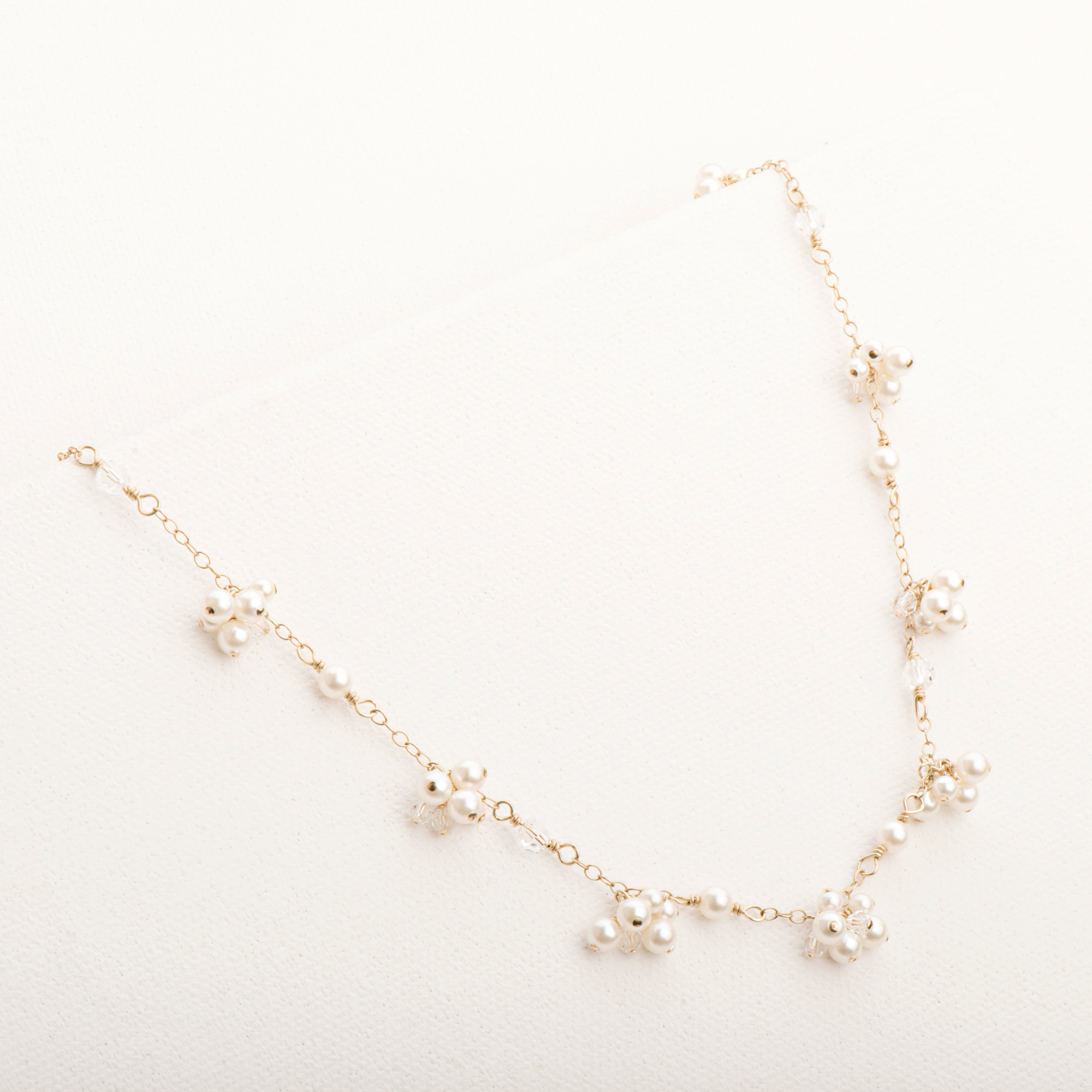 Elegant Dot Necklace for Women - Minimalist Dainty Gold or Silver Pendant - Perfect for Everyday Wear, Gifts & Special Occasions