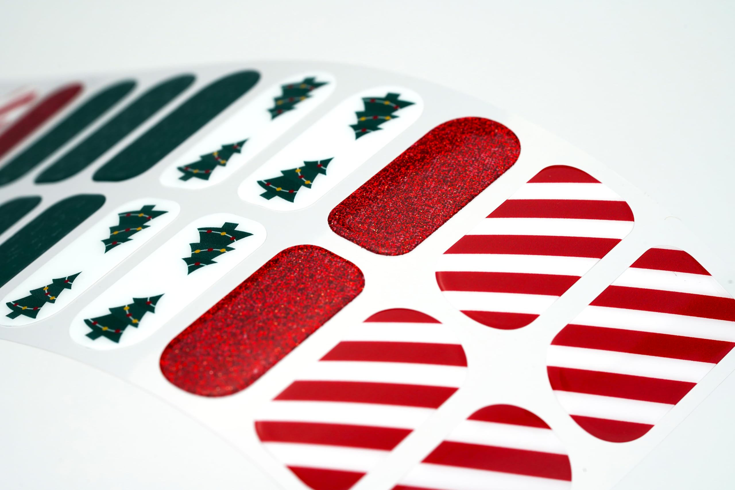 22 Premium Semi-Cured Gel Nail Polish Strips with Application Accessories - Classic Christmas Design for Holiday Parties & Festive Nail Art
