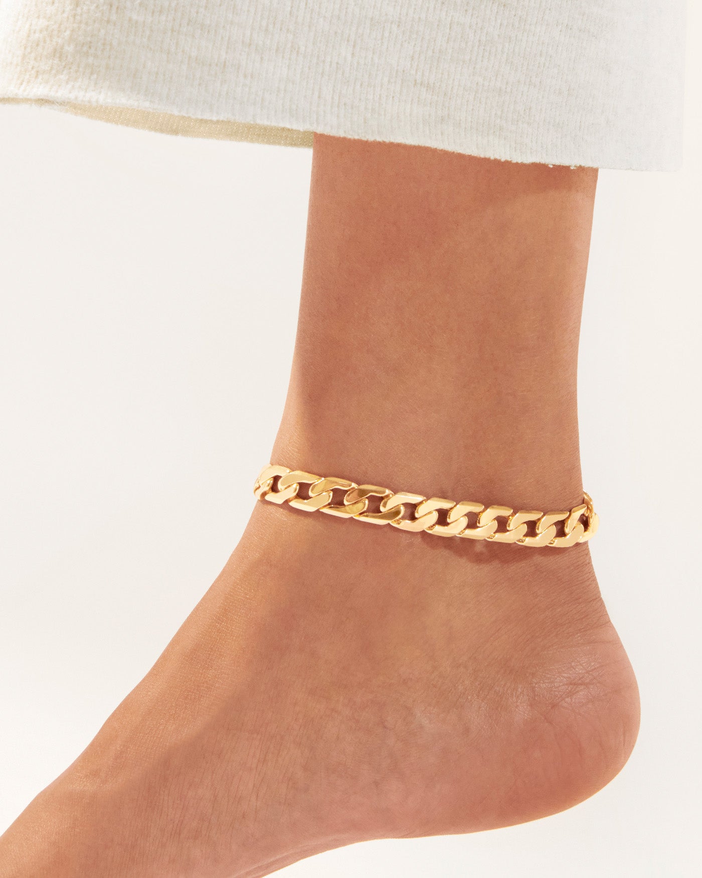 Henry Gold Anklet for Women - Elegant 14K Gold Plated Ankle Bracelet - Perfect for Beach, Summer & Boho Style Outfits