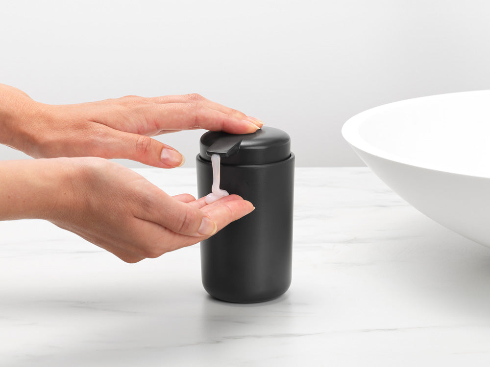 Brabantia Premium Soap Dispenser - Elegant Touch-Free Hand Soap Pump for Kitchen & Bathroom - Perfect for Modern Home Decor
