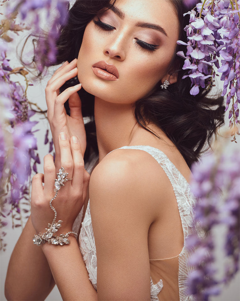 Elegant Vintage Leaf & Crystal Wedding Hand Jewelry Set - Diva by Kezani | Perfect for Bridal Accessories, Boho Weddings & Special Occasions