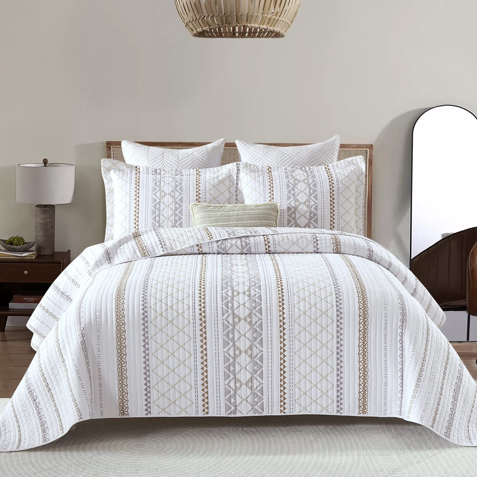 Finlonte Queen Size Bohemian Quilt Set - 3 Piece White & Grey Brown Striped Printed Bedspread for All Seasons | Soft Boho Bedding for Master Bedroom, Guest Room & Dorm Decor