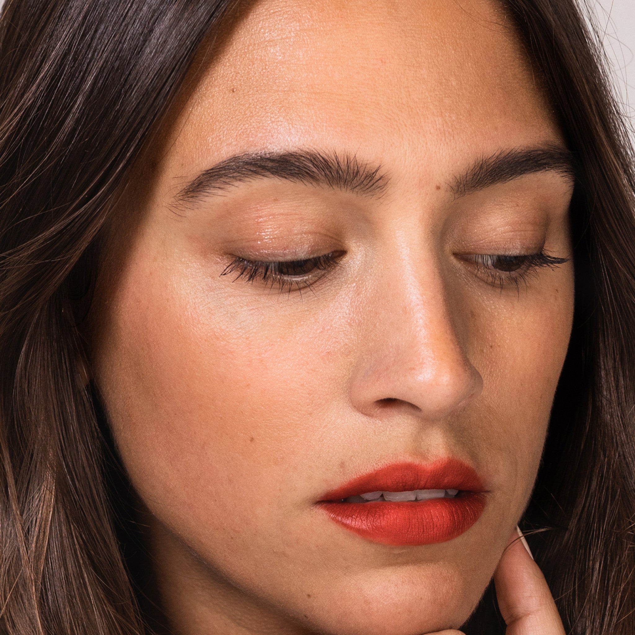 Full Bloom Sculpted Lipstick - Long Lasting Matte Lipstick with Hydrating Formula, Vegan & Cruelty-Free - Perfect for Everyday Wear, Date Night, and Special Occasions