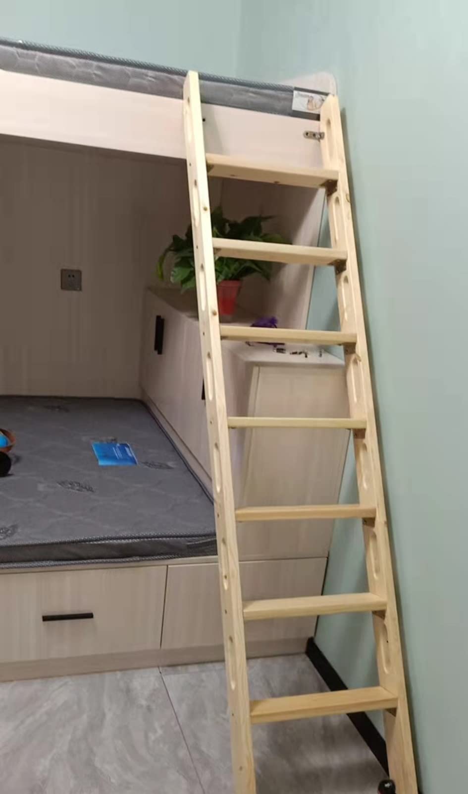 Universal Wooden Bunk Bed Ladder for RV, Motorhome, Loft & Dorm - 29.5