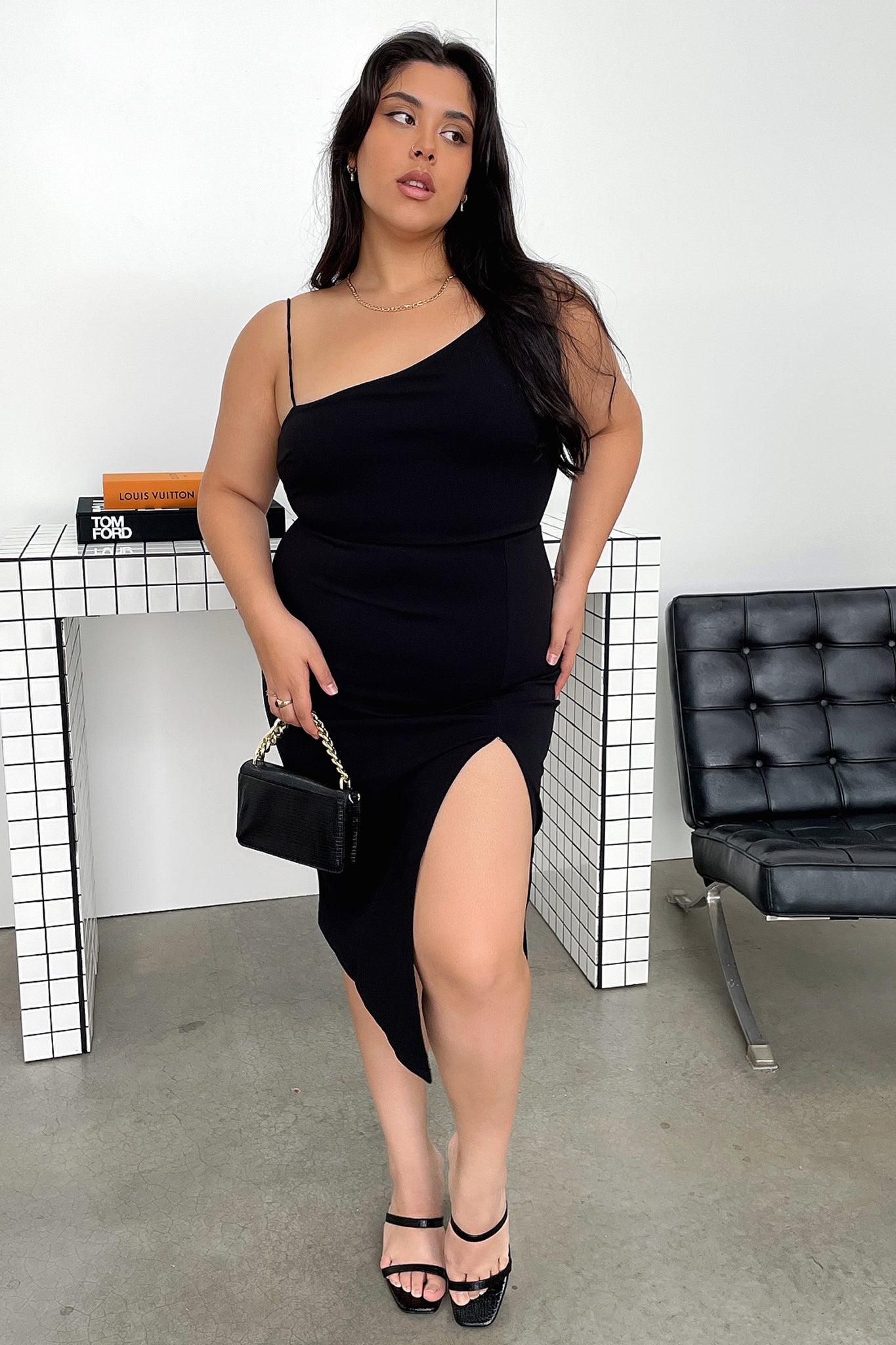 Kira Dress - Elegant Black Women's Party Dress for Evening Events, Cocktail Parties & Special Occasions