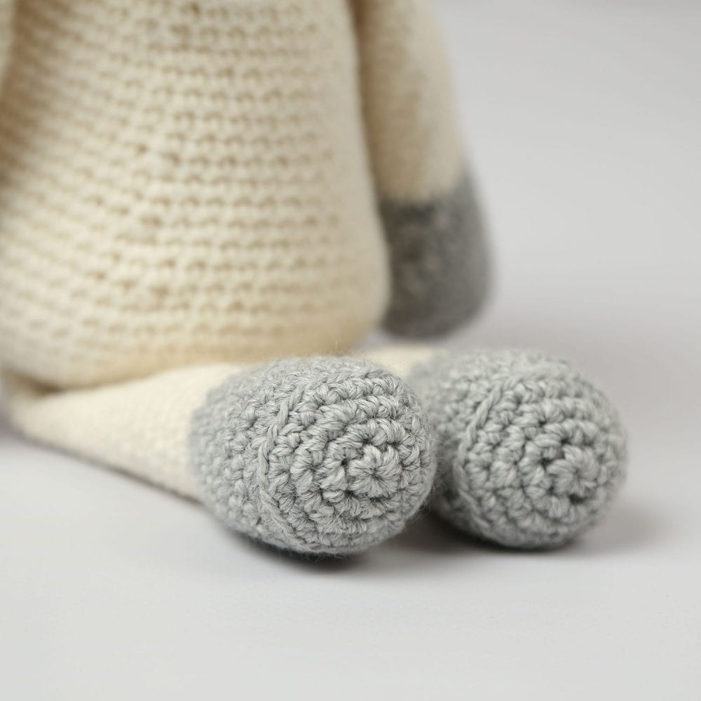 Una the Unicorn Crochet Kit for Beginners - DIY Unicorn Crochet Set with Yarn, Hook & Instructions - Perfect for Kids Crafts, Birthday Gifts & Relaxing Hobbies