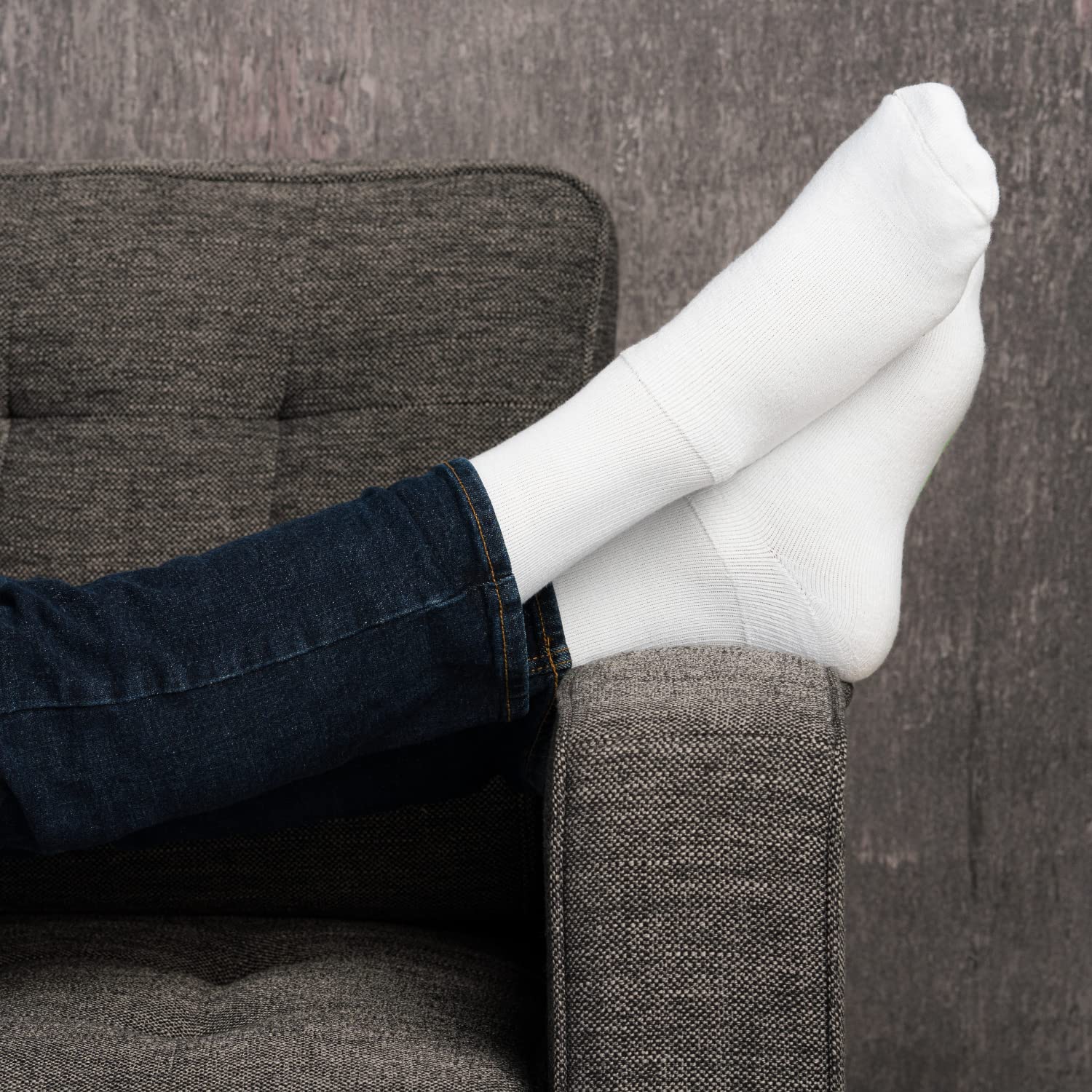 EvoNation Men's Knee High 30-40 mmHg Graduated Compression Socks for Running, Travel & Recovery - Extra Firm Support Medical Socks for Varicose Veins, Swelling & Circulation
