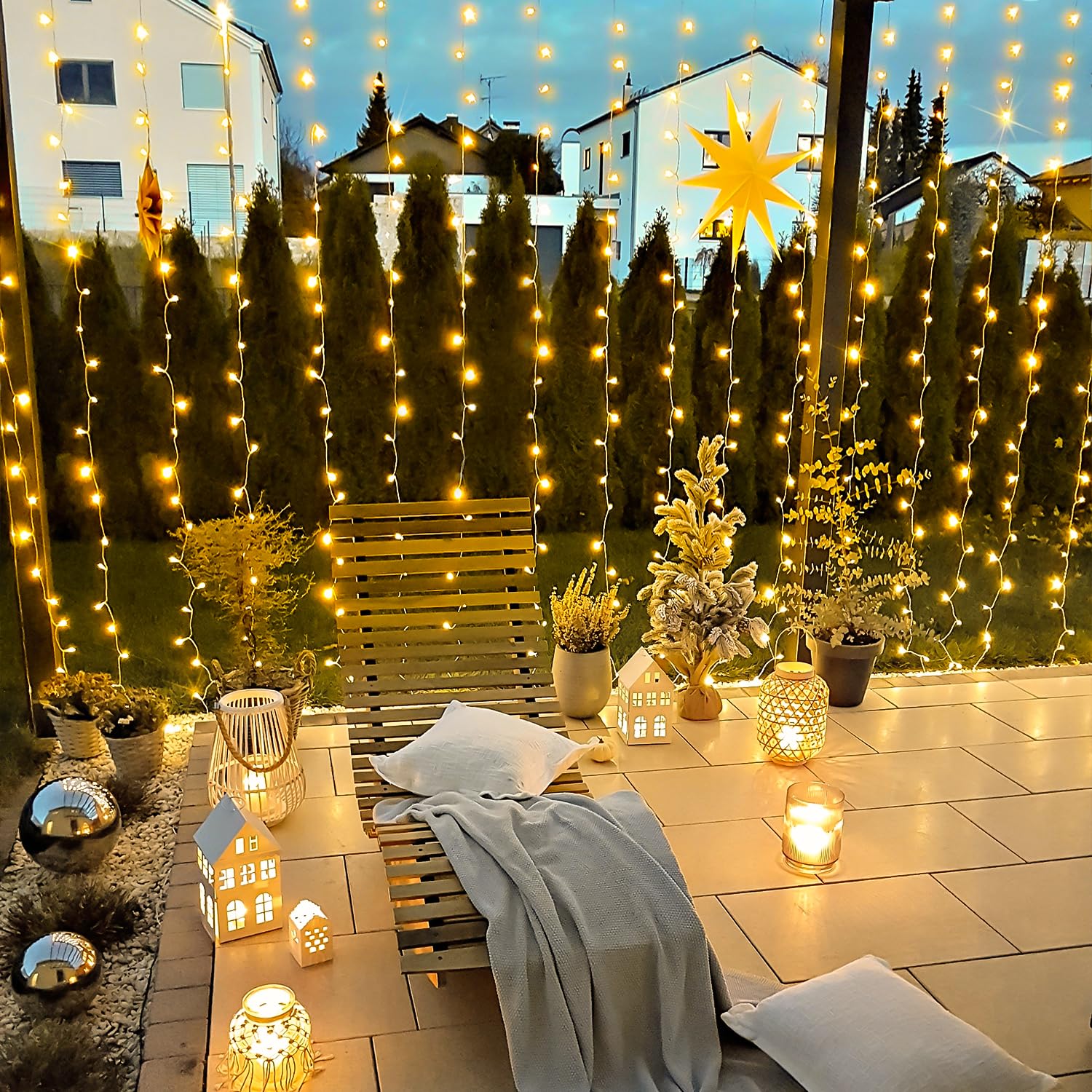 JMEXSUSS 900LED Outdoor Christmas Curtain Lights - 9.5x29.5ft Waterproof String Lights with Remote Control, Warm White Plug-in Hanging Lights for Wedding, Bedroom, Wall Decor, Camping & Holiday Party Backdrop