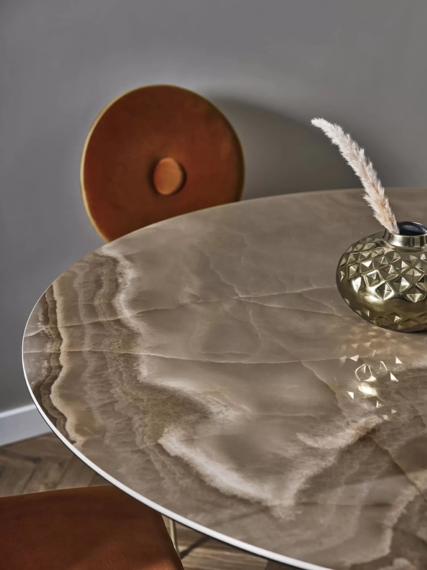 Barone Round Marble Coffee Table - Elegant White Carrara Marble Top with Gold Metal Base - Perfect for Living Room, Dining Area or Office Decor