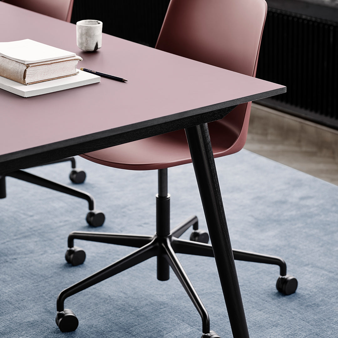 SK6 Modern Dining Table - 6-Seater Extendable Wooden Table for Kitchen & Dining Room - Perfect for Family Gatherings & Dinner Parties