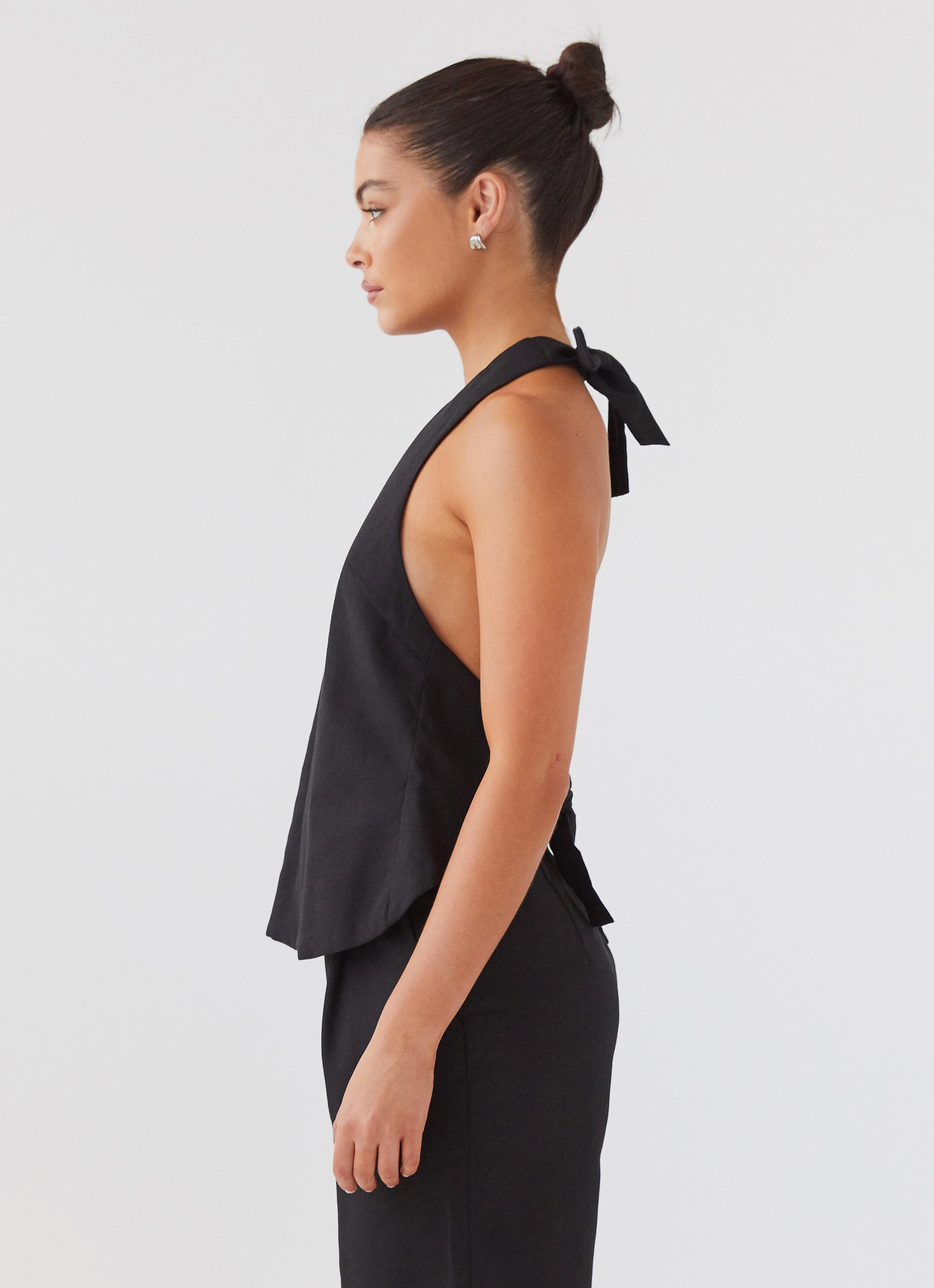 Heatwave Linen Apron Top for Women - Breathable Black Summer Tunic Top for Cooking, Gardening & Outdoor Activities