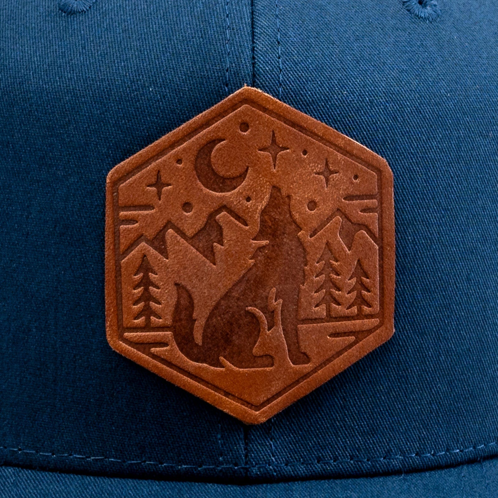 Howling Wolf Trucker Hat for Men & Women - Adjustable Snapback Cap for Outdoor, Hiking, and Casual Wear