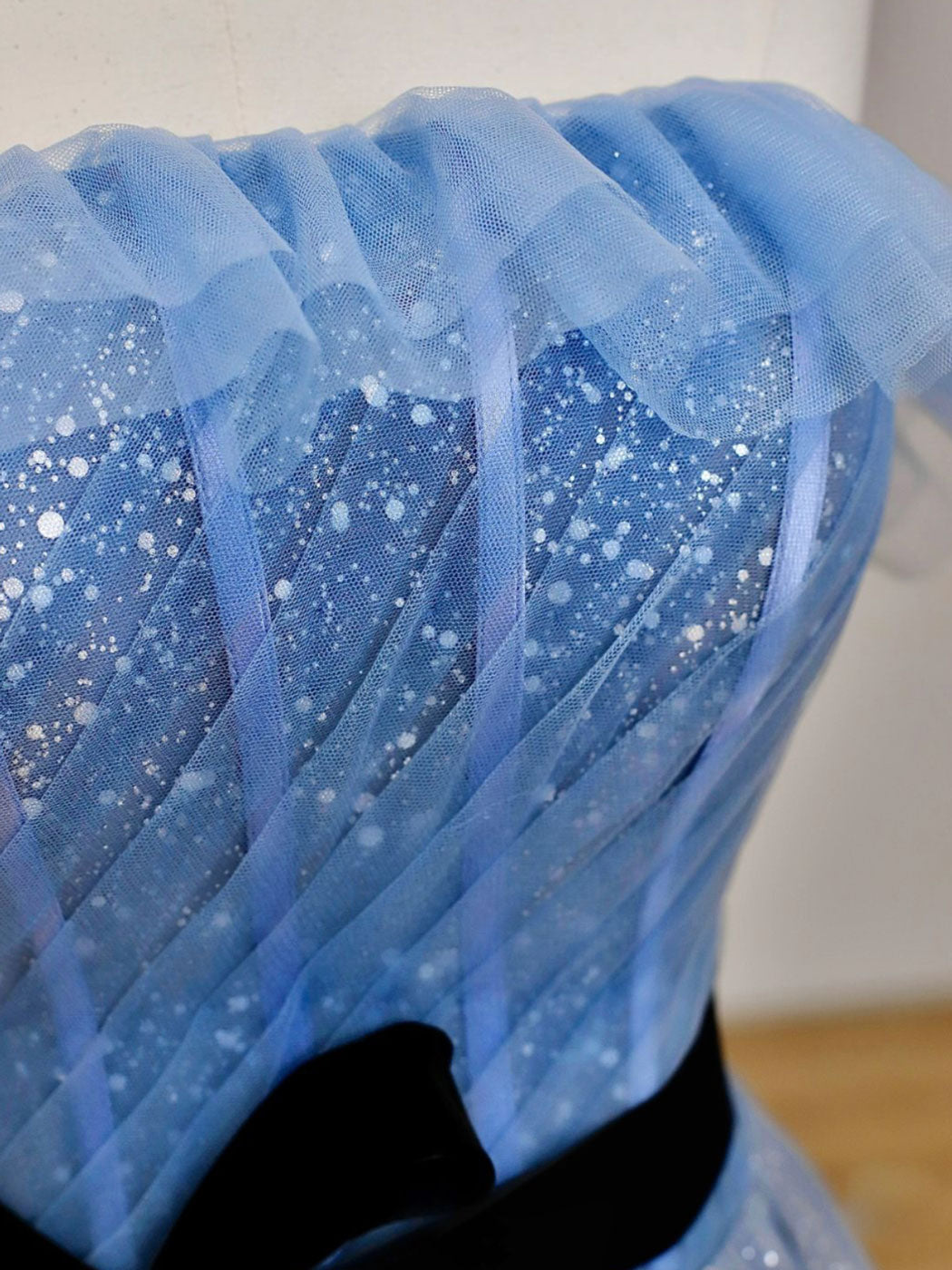 Elegant A-Line Blue Long Prom Dress with Tulle & Sequin Details - Formal Evening Gown for Homecoming, Ball, Wedding Guest & Special Occasions