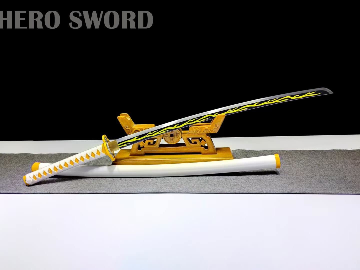 Handmade 1095 High Carbon Steel Demon Slayer Katana Sword - Agatsuma Zenitsu Cosplay Knife, Sharp Japanese Anime Sword for Collection & Display | Perfect for Anime Fans, Cosplay Events & Martial Arts Training