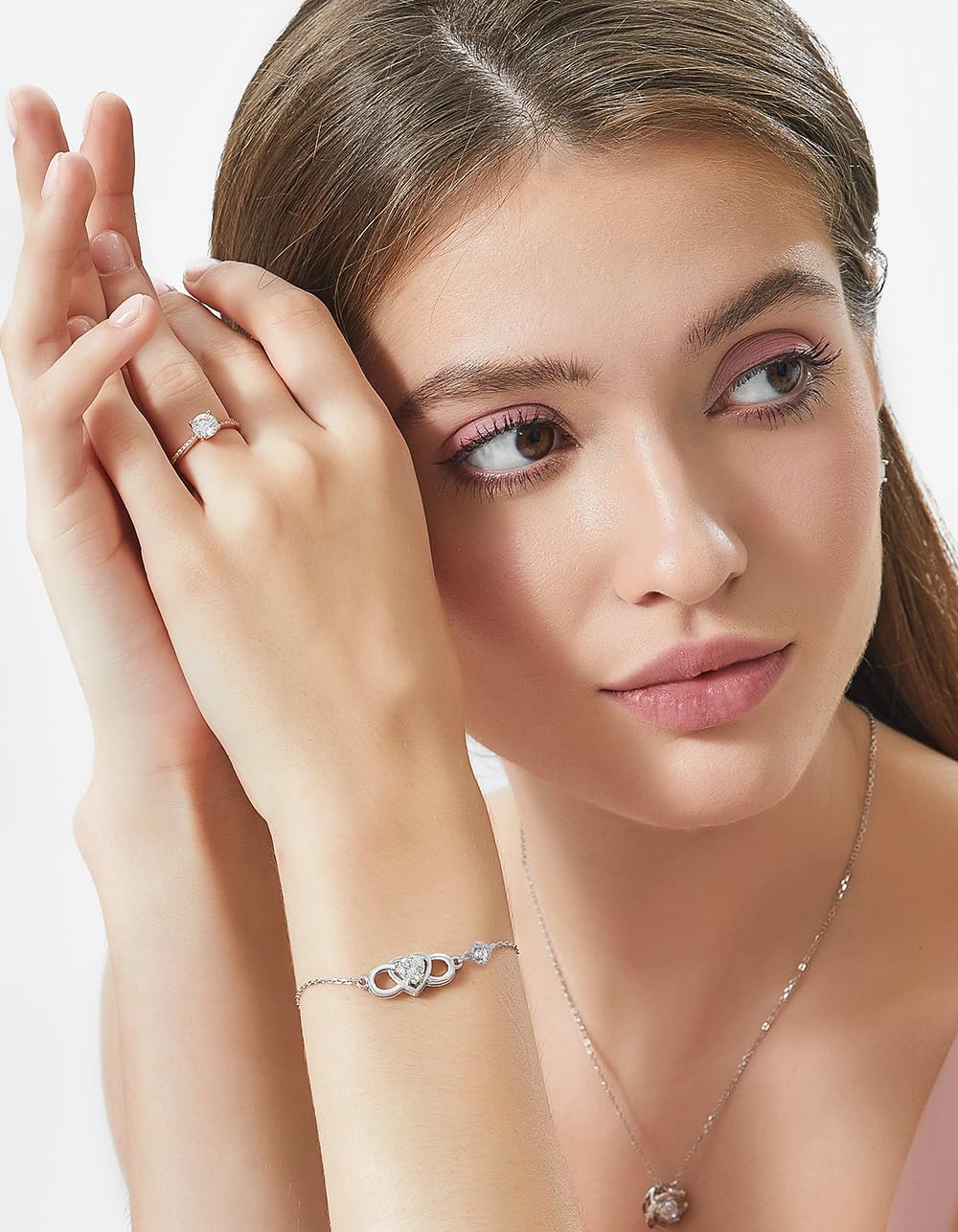 MomentWish Infinity Heart Bracelet for Women - D Color VVS1 Moissanite Simulated Diamond 925 Sterling Silver Jewelry | Romantic Gifts for Her, Anniversary, Valentine's Day, Birthday | Perfect for Date Night, Wedding, Special Occasions