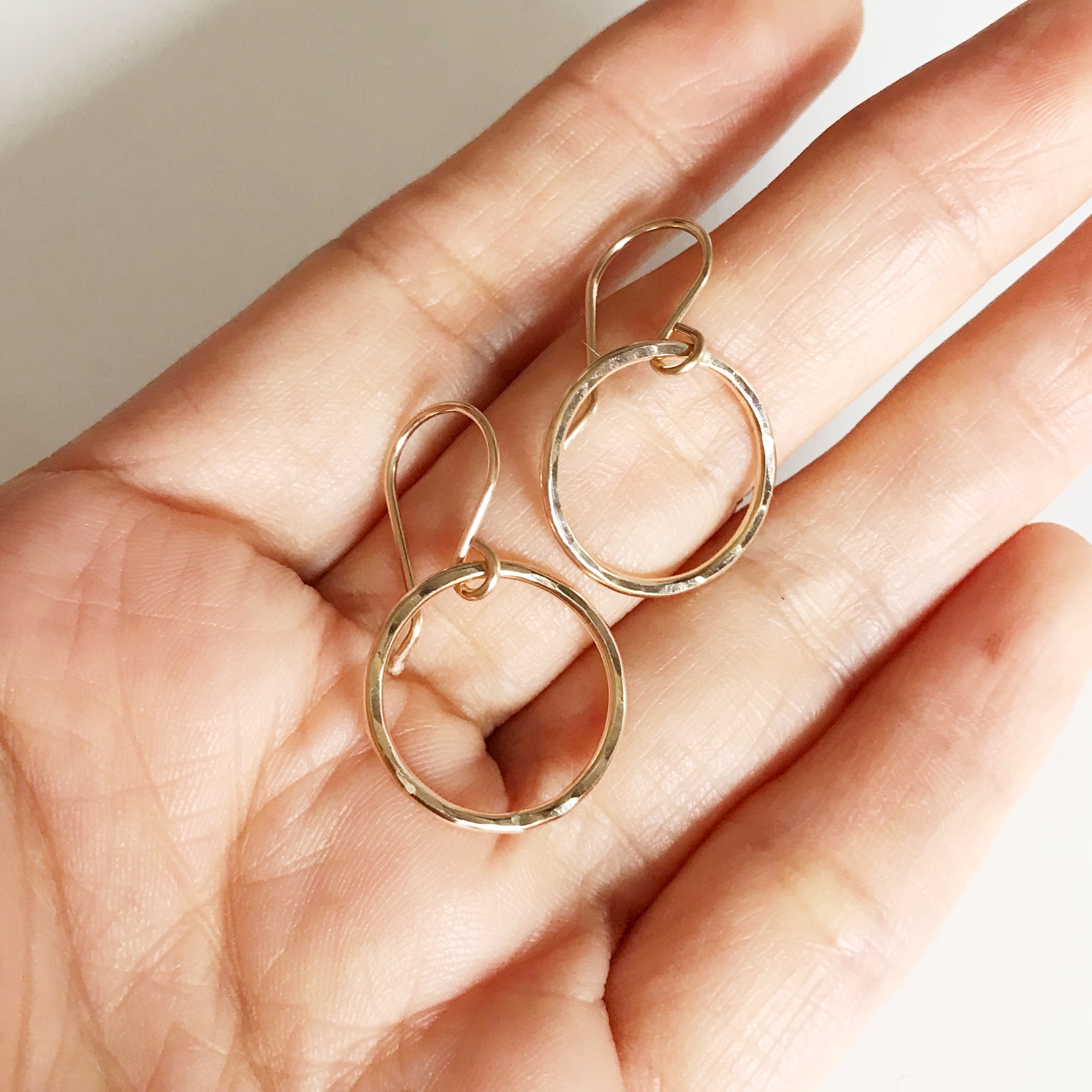 ELSIE E448 Elegant Dangle Earrings for Women - Perfect for Parties, Weddings & Everyday Wear