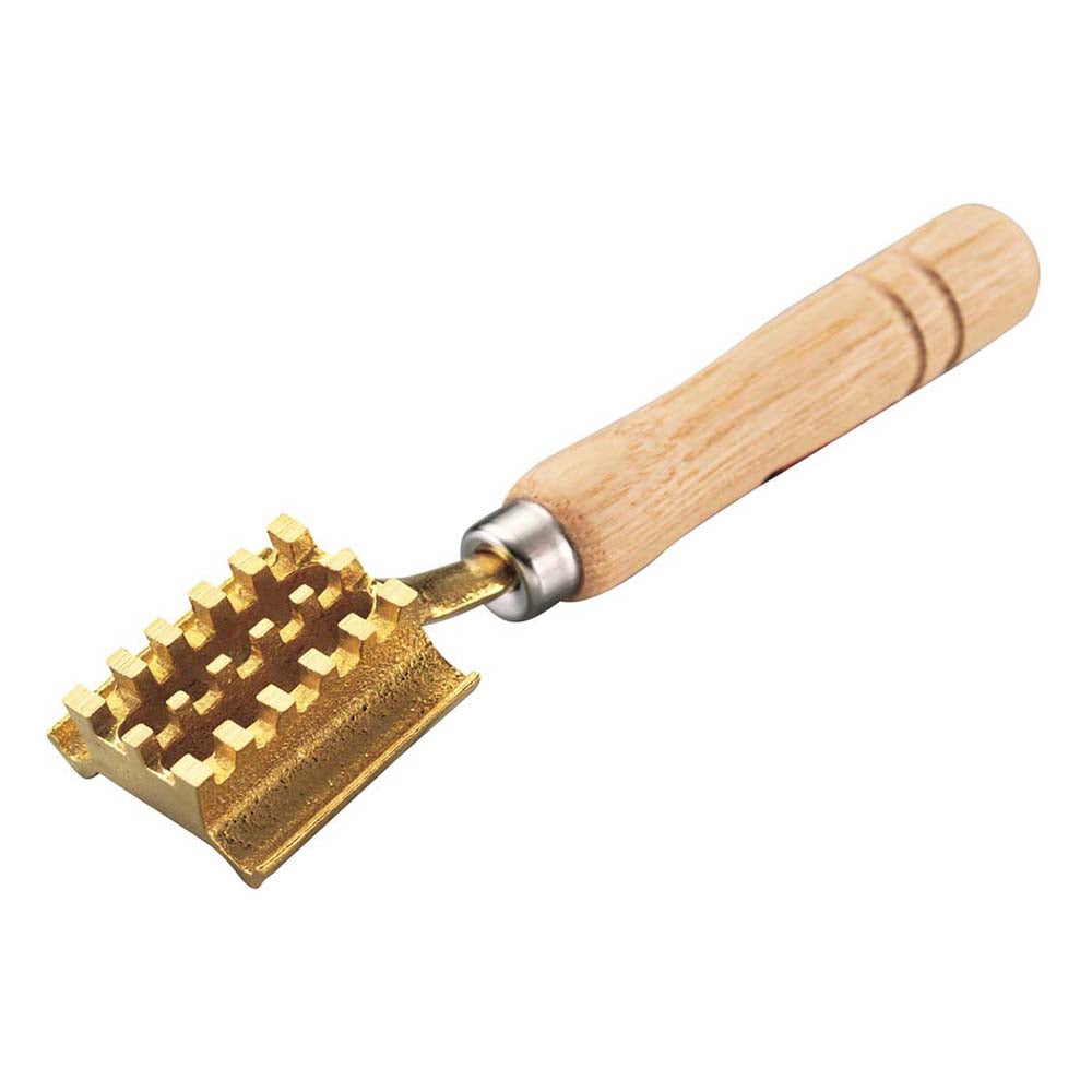 Premium Brass Fish Scaler with Side Wings - Professional Kitchen Tool for Effortless Descaling - Perfect for Home Chefs, Camping & Outdoor Cooking