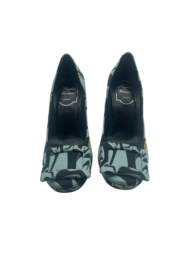 Roger Vivier Women's Buckle Pumps - Size 35 (US 5) | Elegant Pointed Toe Heels for Work, Parties & Special Occasions