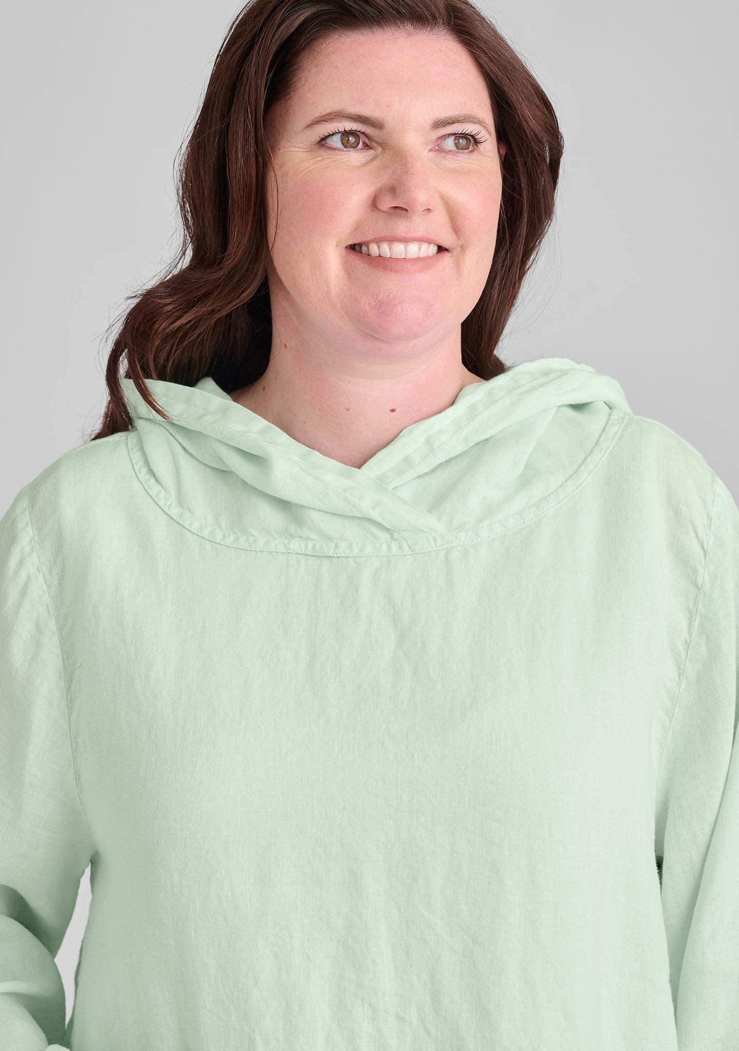 Premium Linen Hooded Shirt for Men & Women - Soft Breathable Pullover Hoodie for Casual Wear, Outdoor Activities & Loungewear