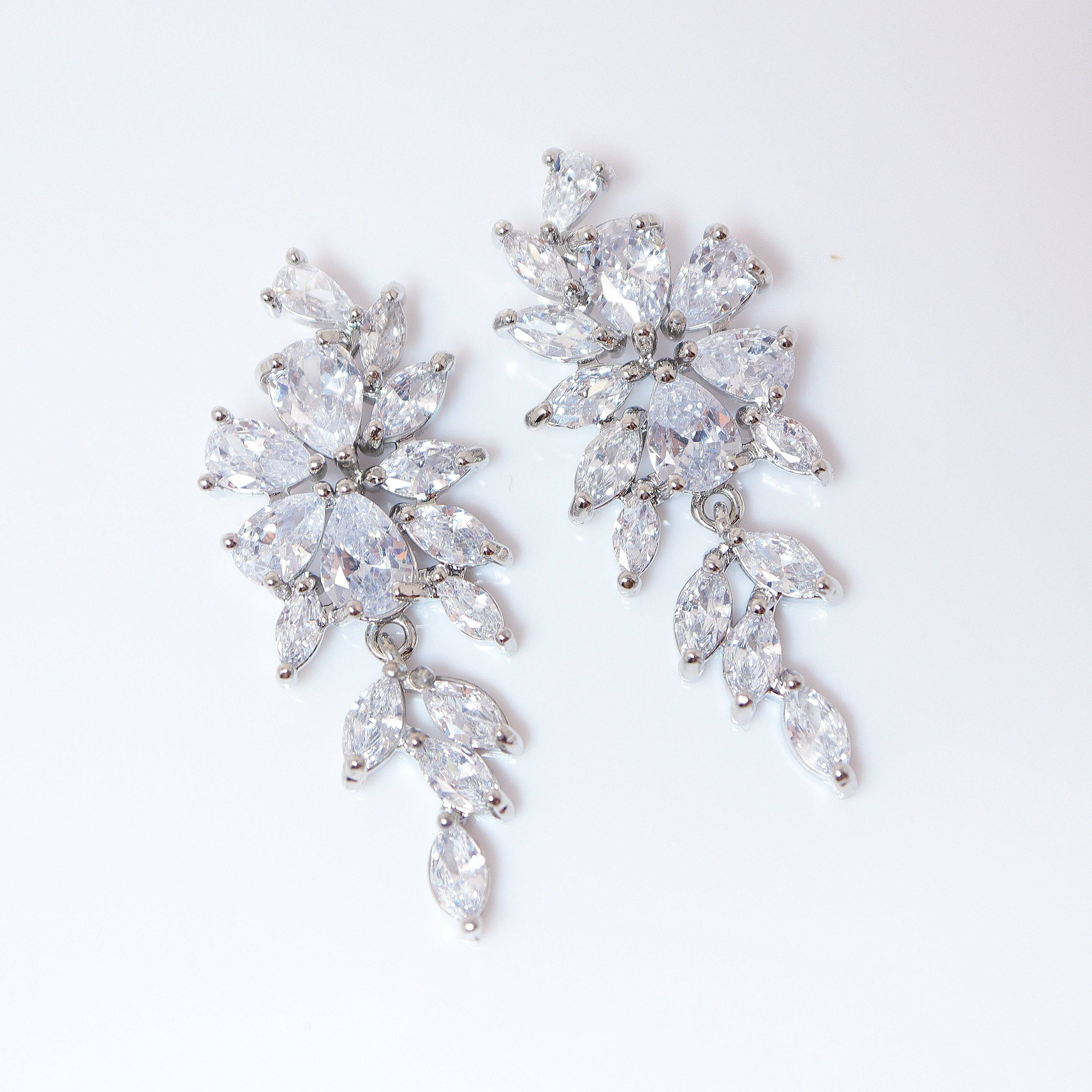 Swarovski Crystal Flower Leaves Earrings for Women - Elegant Bridal Jewelry & Wedding Earrings - Sparkling Statement Earrings with CZ Stones - Perfect for Weddings, Parties & Special Occasions