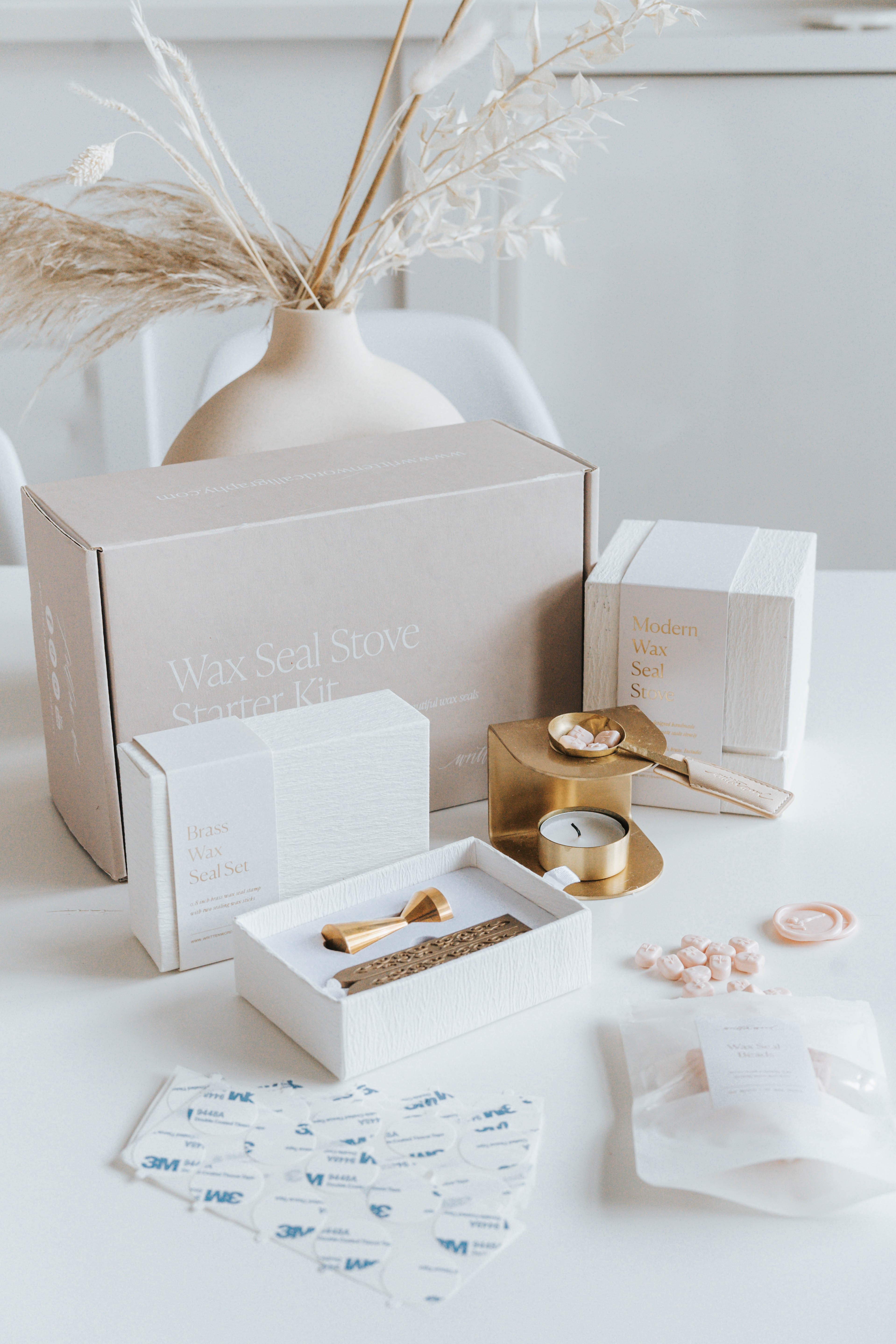 Premium Wax Seal Kit for Letters & Invitations - Vintage Style Stamps, Wax Beads & Melting Spoon - Perfect for Wedding Invites, Greeting Cards & DIY Crafts
