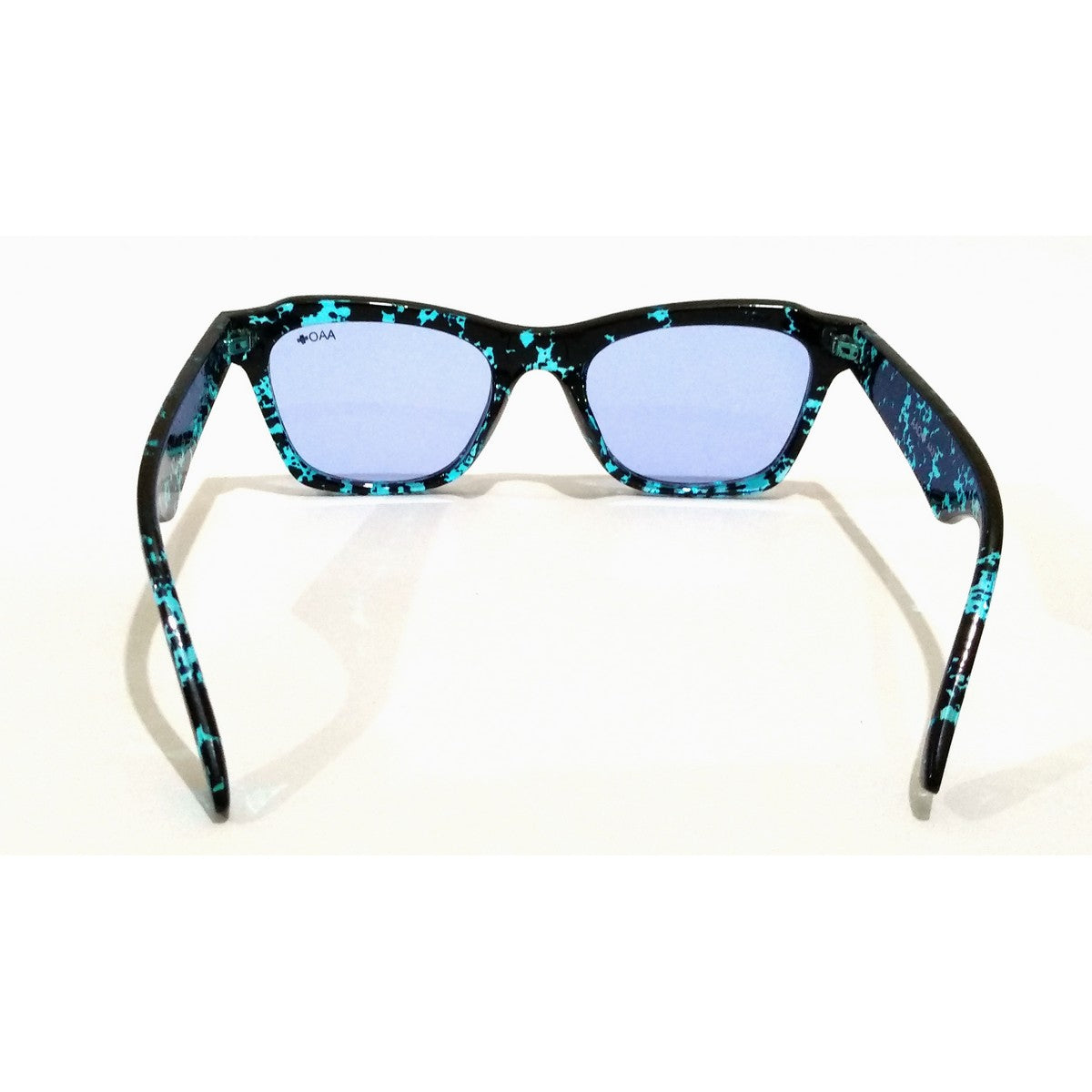 Premium Blue Sunglasses with Light Blue Gradient Lens - UV Protection, Polarized & Stylish for Men & Women - Perfect for Driving, Beach & Outdoor Activities