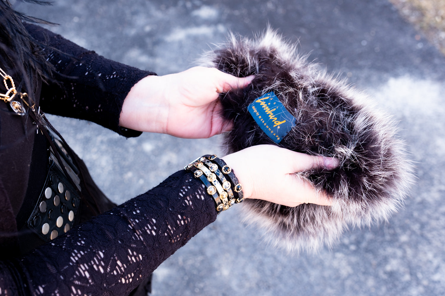 Women's Warm Knitted Fox Fur Winter Hat with Pom Pom - Cozy Beanie for Cold Weather, Outdoor Activities & Fashion Accessory