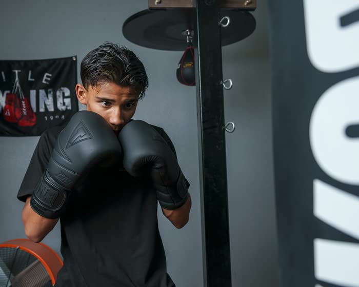 Premium Black Bolstered Leather Boxing Gloves - Heavy Bag Training, Kickboxing, MMA & Punching Bag Workouts - Durable Leather for Gym, Home & Professional Use