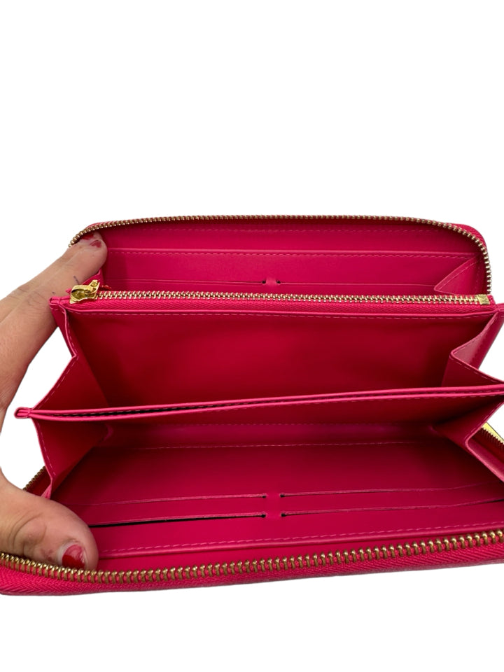 Louis Vuitton Pink Patent Leather Women's Wallet - Luxury Designer Wallet for Women - Perfect for Everyday Use & Gift Giving