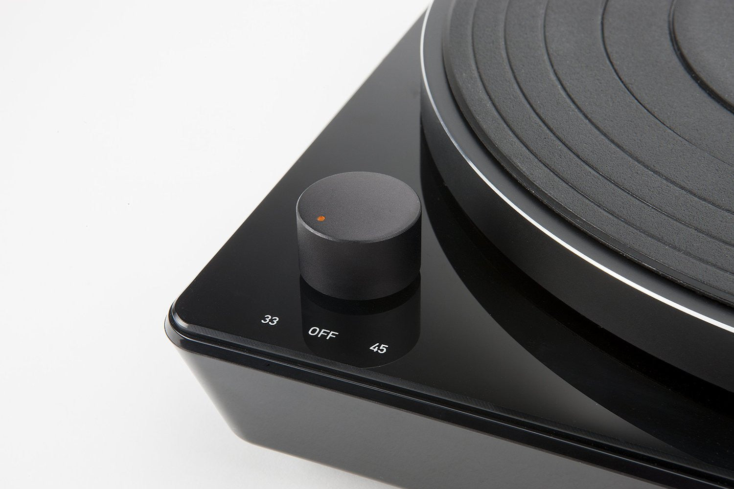 Lenco L-175 Professional Belt-Drive Turntable with Adjustable Tonearm & Built-in Preamp - Perfect for Vinyl Record Playback, DJing & Home Audio Setups