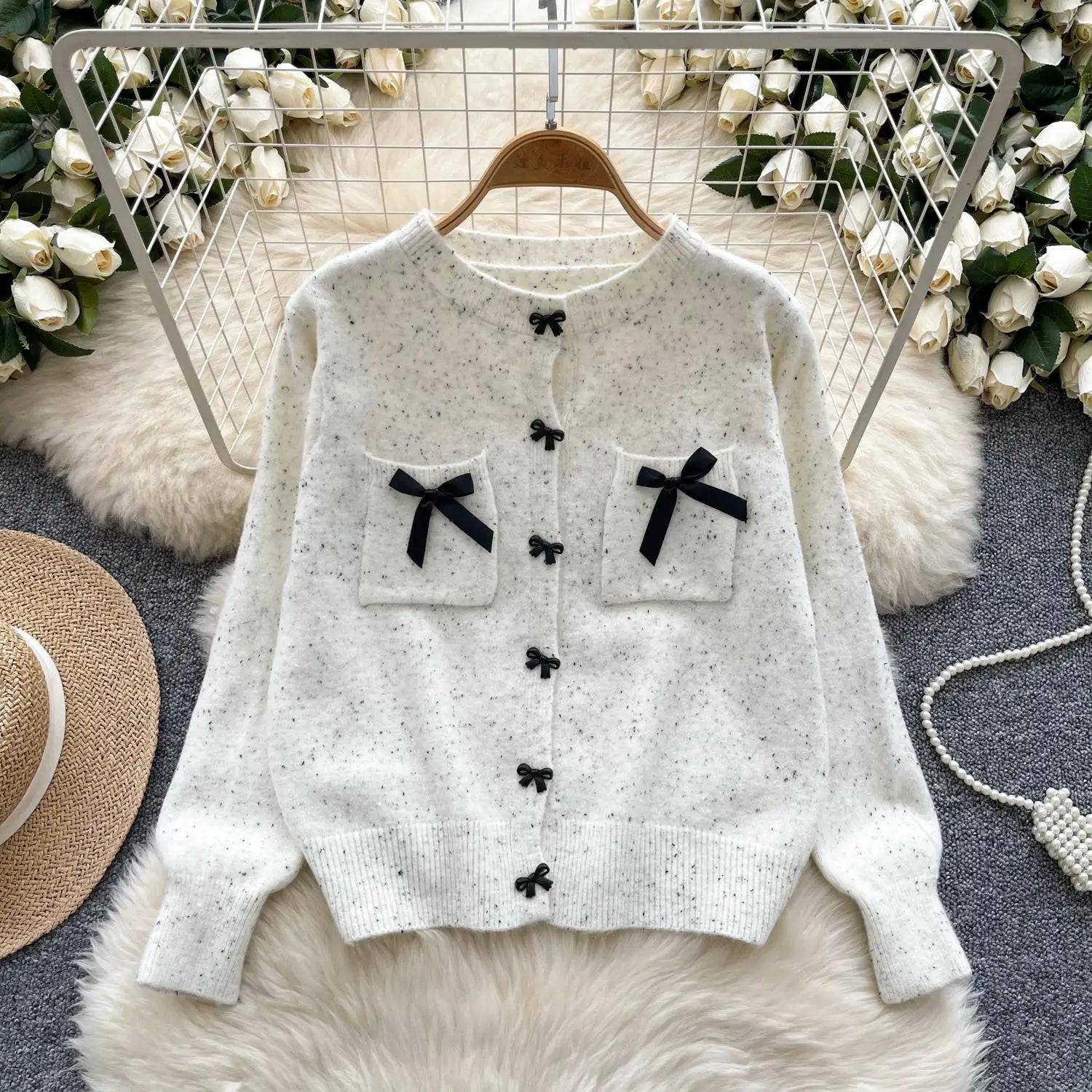 2024 Trendy Women's Vintage Red Pink Knit Sweater - Elegant Round Neck Long Sleeve Bow Detail Winter Top | Perfect for Office, Dating & Holiday Outfits