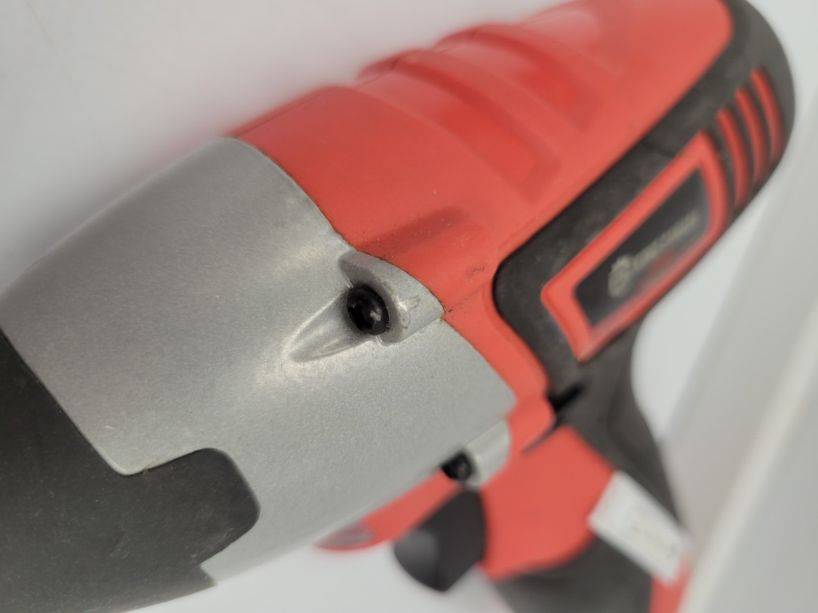 King Canada 8012L 18V Cordless Impact Driver with LED Light - Powerful Tool for Construction, Automotive Repair & DIY Home Projects