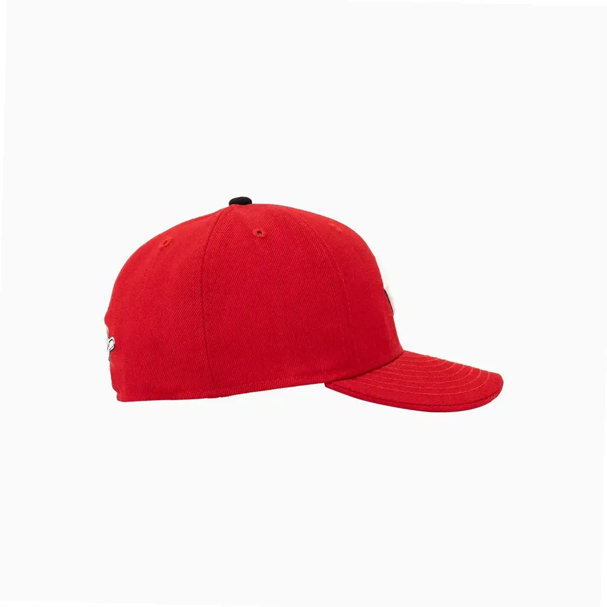 Official Cincinnati Reds MLB 59FIFTY Fitted Baseball Cap - Adjustable Snapback Hat for Men & Women - Perfect for Games, Tailgating & Fan Gear