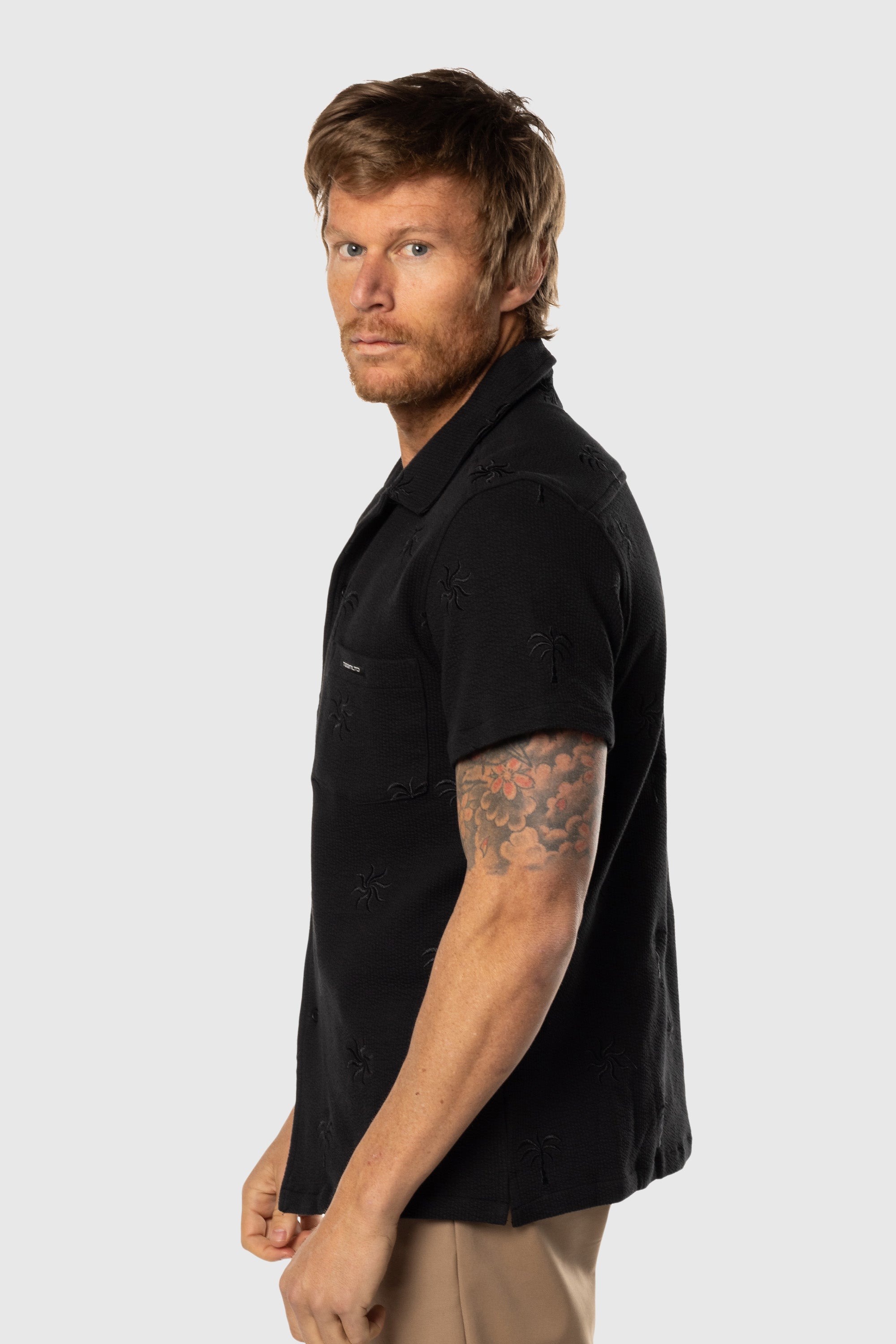 Stylish Cabana Button Up Shirt for Men - Breathable & Lightweight Summer Beachwear - Perfect for Vacations, Pool Parties, and Casual Outings