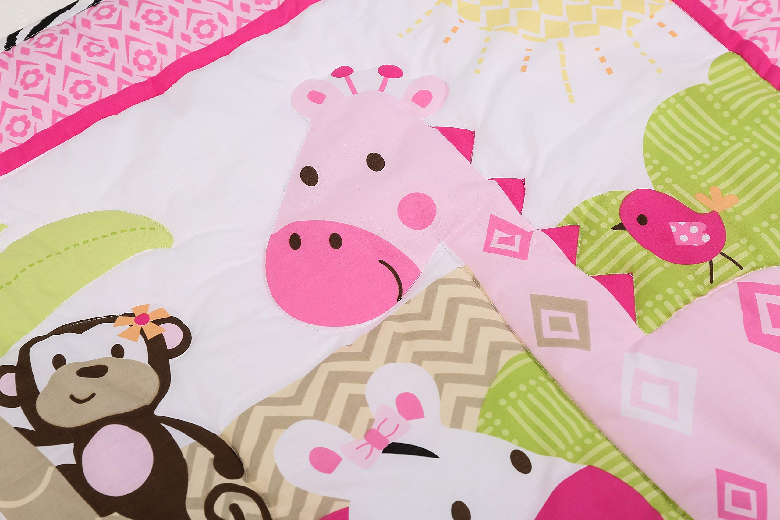 4-Piece Pink Animal Safari Nursery Crib Bedding Set for Baby Girls - Giraffe Print Crib Set with 1 Quilt, 2 Fitted Sheets & 1 Skirt - Soft Cotton Baby Bedding for Nursery Decor & Newborn Gifts