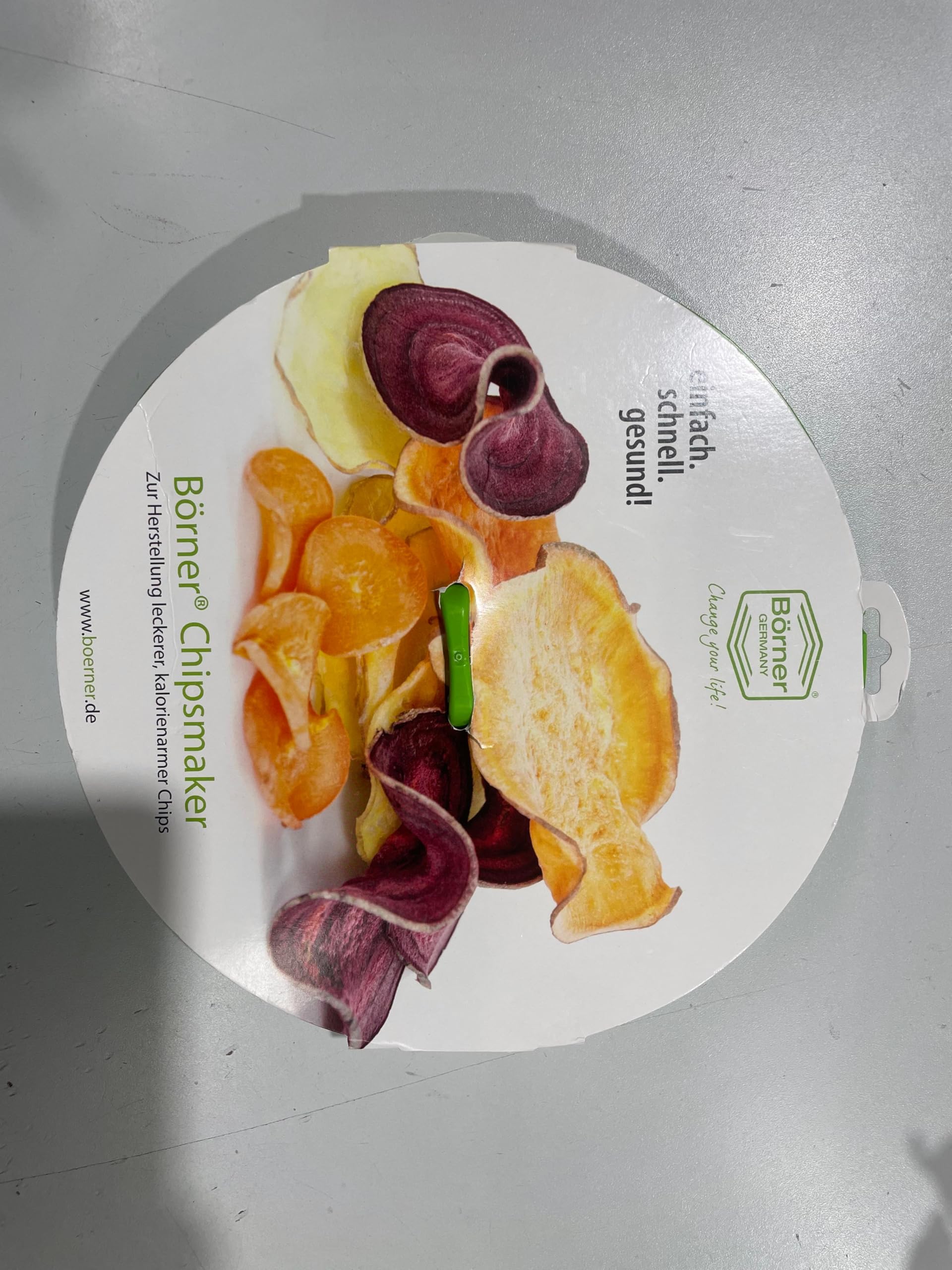 Healthy Homemade Chips Maker - Crispymaker (Green) | Low-Calorie Fat-Free Microwave Potato & Vegetable Chips Maker | Perfect for Snacks, Parties & Keto Diet | Easy to Use & Clean | Make Fresh Crispy Chips at Home