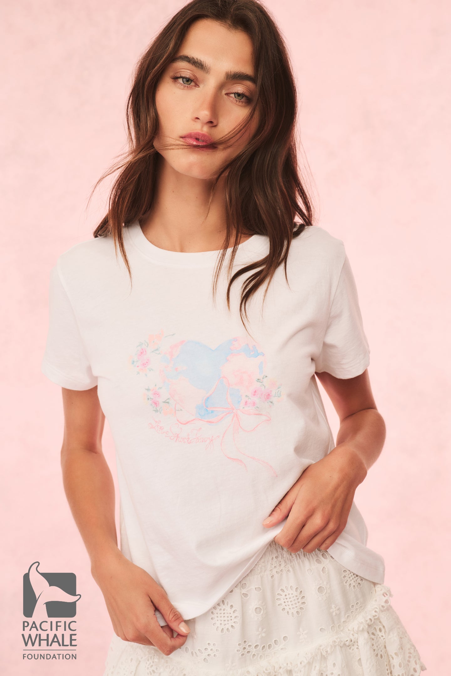 Lia Earth Day T-Shirt - Eco-Friendly Cotton Tee for Men & Women - Perfect for Earth Day Events, Casual Wear & Environmental Awareness