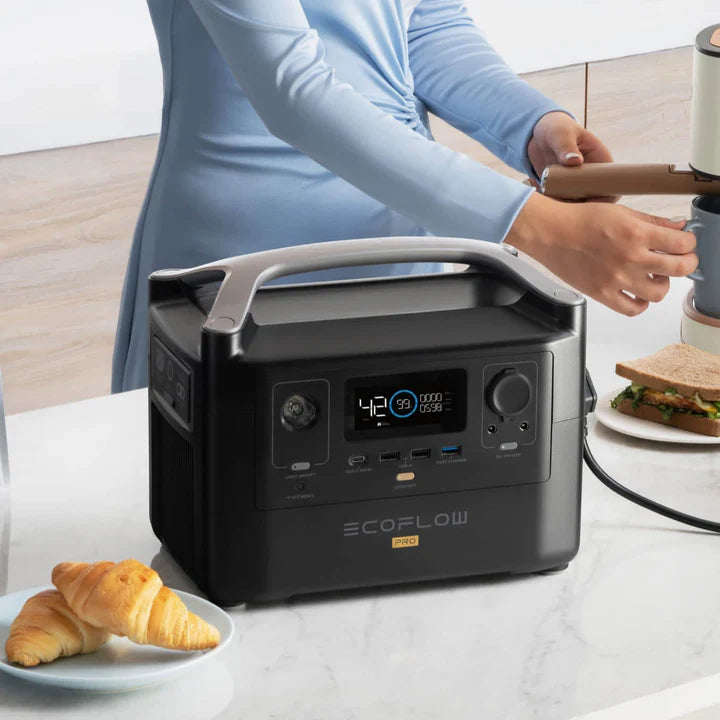 EcoFlow River Pro Portable Power Station 600W - Solar Generator for Camping, RV, Emergencies & Outdoor Adventures - Fast Charging & Lightweight Backup Battery