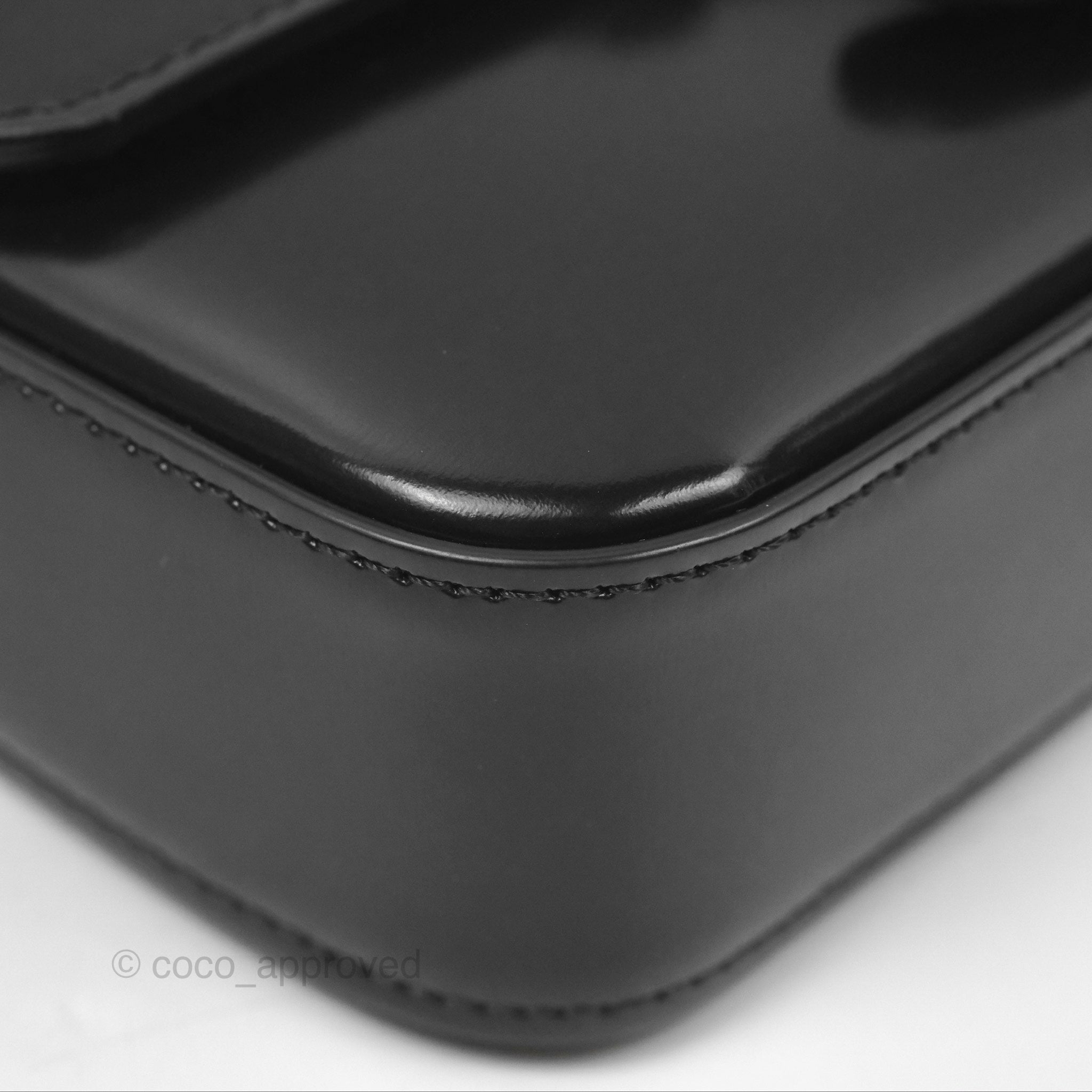 Celine Triomphe Chain Shoulder Bag in So Black Shiny Calfskin Leather - Elegant Crossbody Purse for Women, Perfect for Date Night & Evening Events