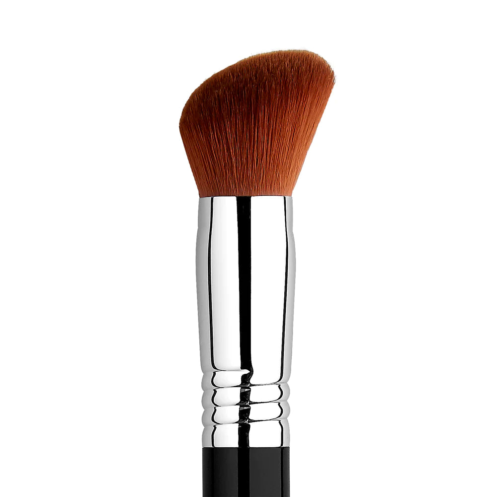 Sigma Beauty F47 Multitasker Brush - Professional Synthetic Kabuki Makeup Brush for Foundation, Powder & Blush - Perfect for Everyday Makeup & Travel