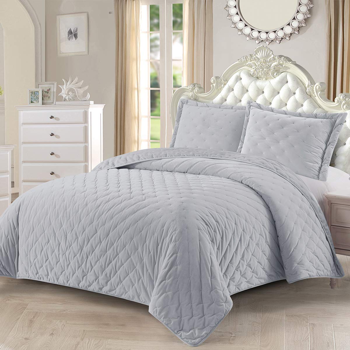 Royal Hotel Luxury 100% Velvet Queen Size Quilt Set - Fluffy Velvet Gray Coverlet 92x96 Inches (3pc) | Oversized Soft Bedding for Hotels, Guest Rooms & Master Bedrooms