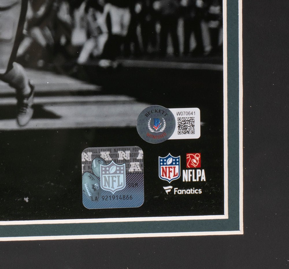 Darius Slay Autographed Signed Framed Philadelphia Eagles 11x14 Football Photo - Perfect for Eagles Fans, Sports Memorabilia Collectors & Man Cave Decor