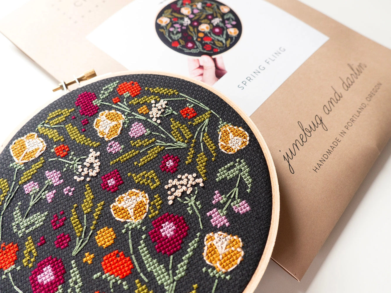 Spring Fling Cross Stitch Kit for Beginners - DIY Floral Embroidery Kit with Pattern, Thread & Needle - Perfect for Home Decor, Gifts & Relaxation
