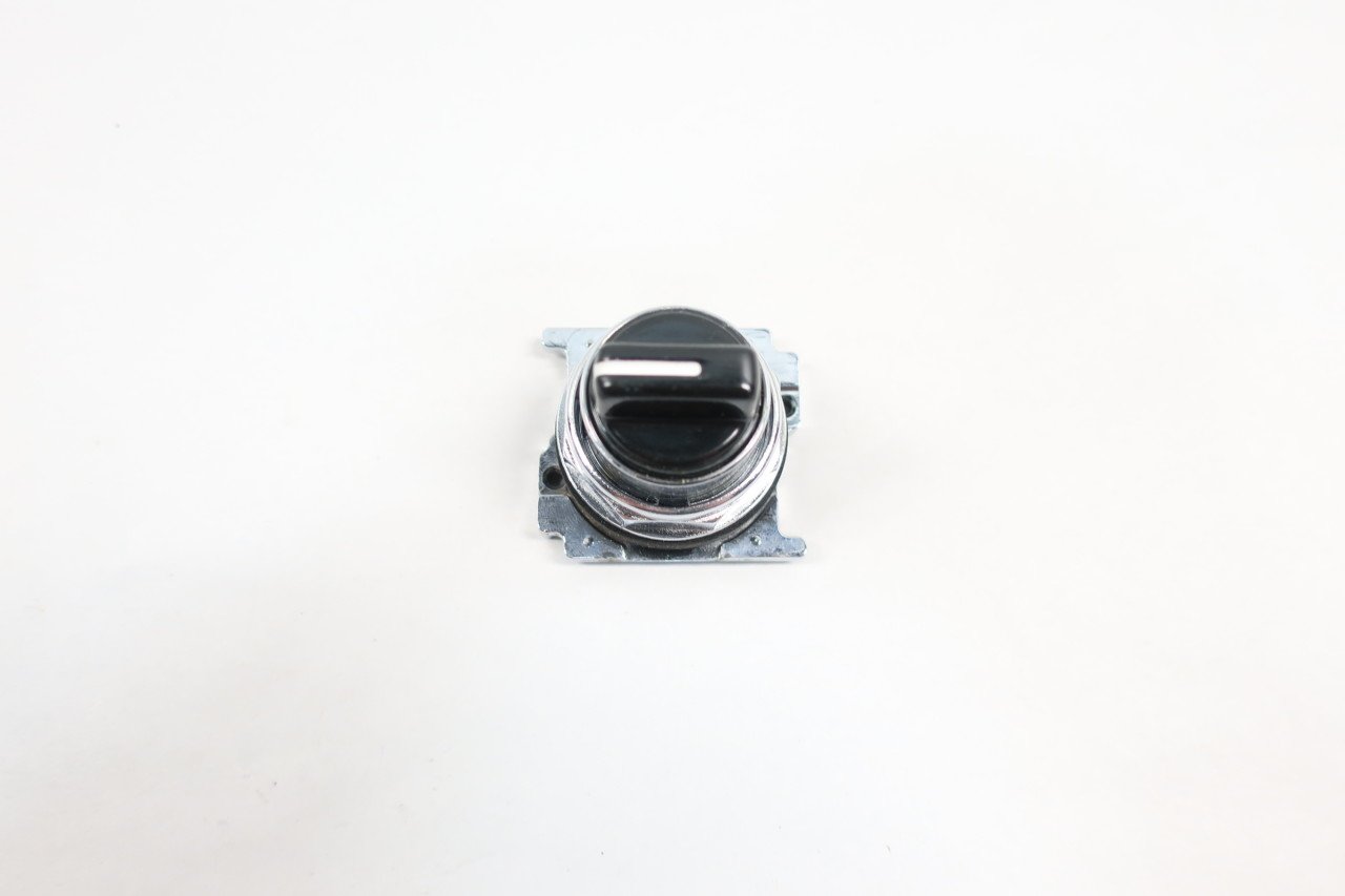 Cutler Hammer 10250T1323 3 Position Selector Switch Series A3 D612162 - Industrial Control Panel & Machinery Safety Switch