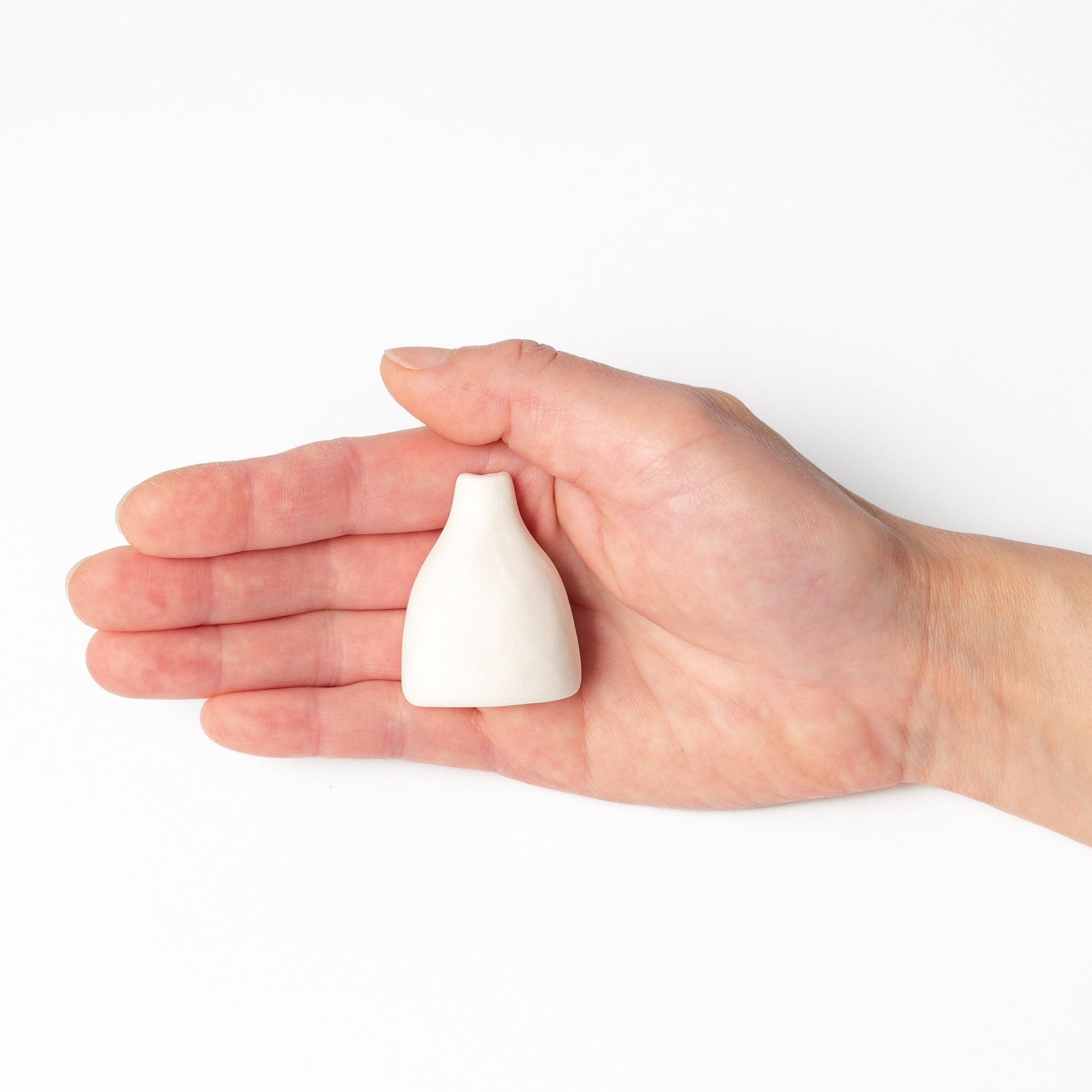 Minimalist White Ceramic Bud Vase Set - Small Flower Vases for Home Decor, Wedding Centerpieces, and Tabletop Arrangements