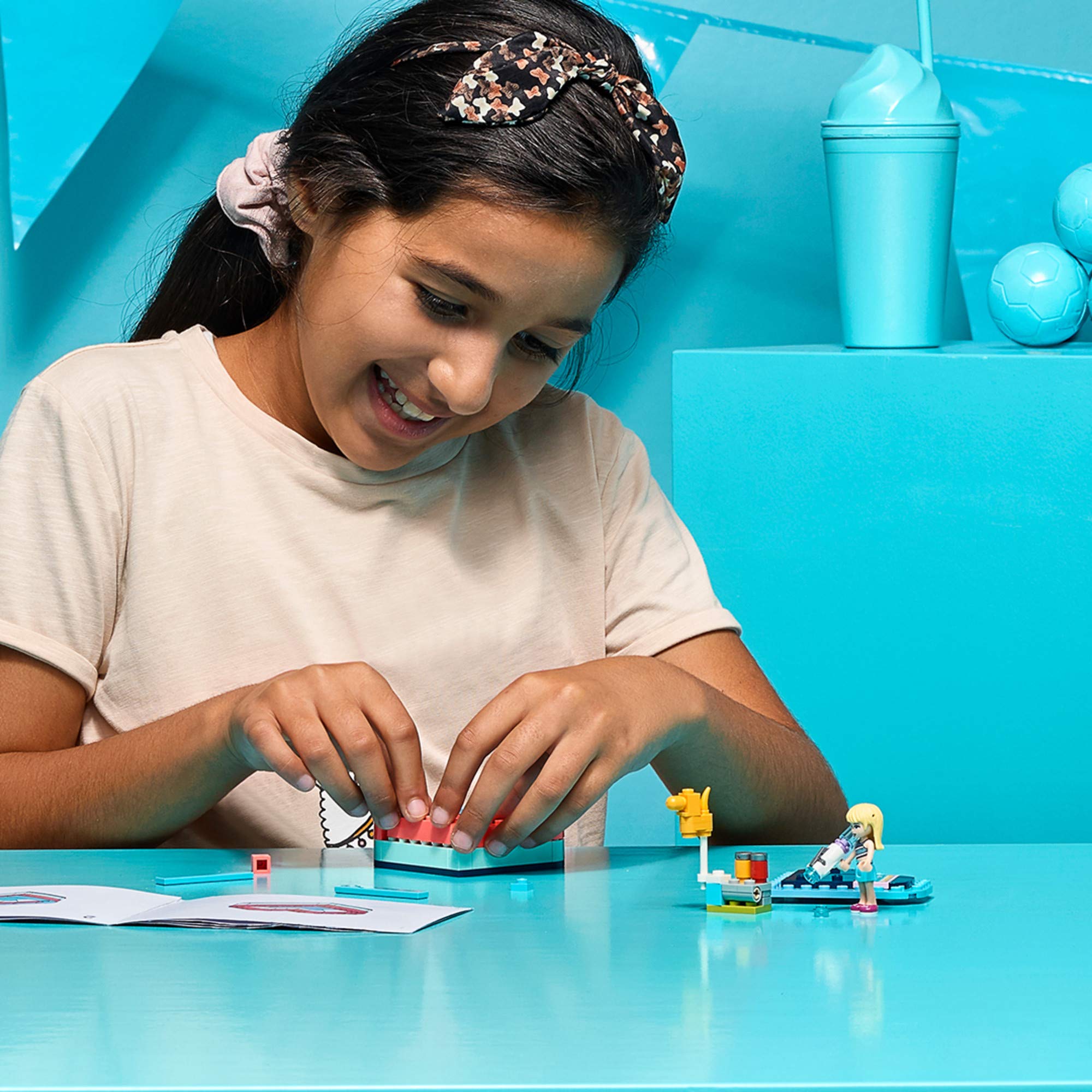 LEGO Friends Stephanie’s Summer Heart Box 41386 Building Kit (95 Pieces) - Creative Construction Toy for Kids, Perfect for Birthday Gifts & Summer Activities | STEM Learning, Imaginative Play