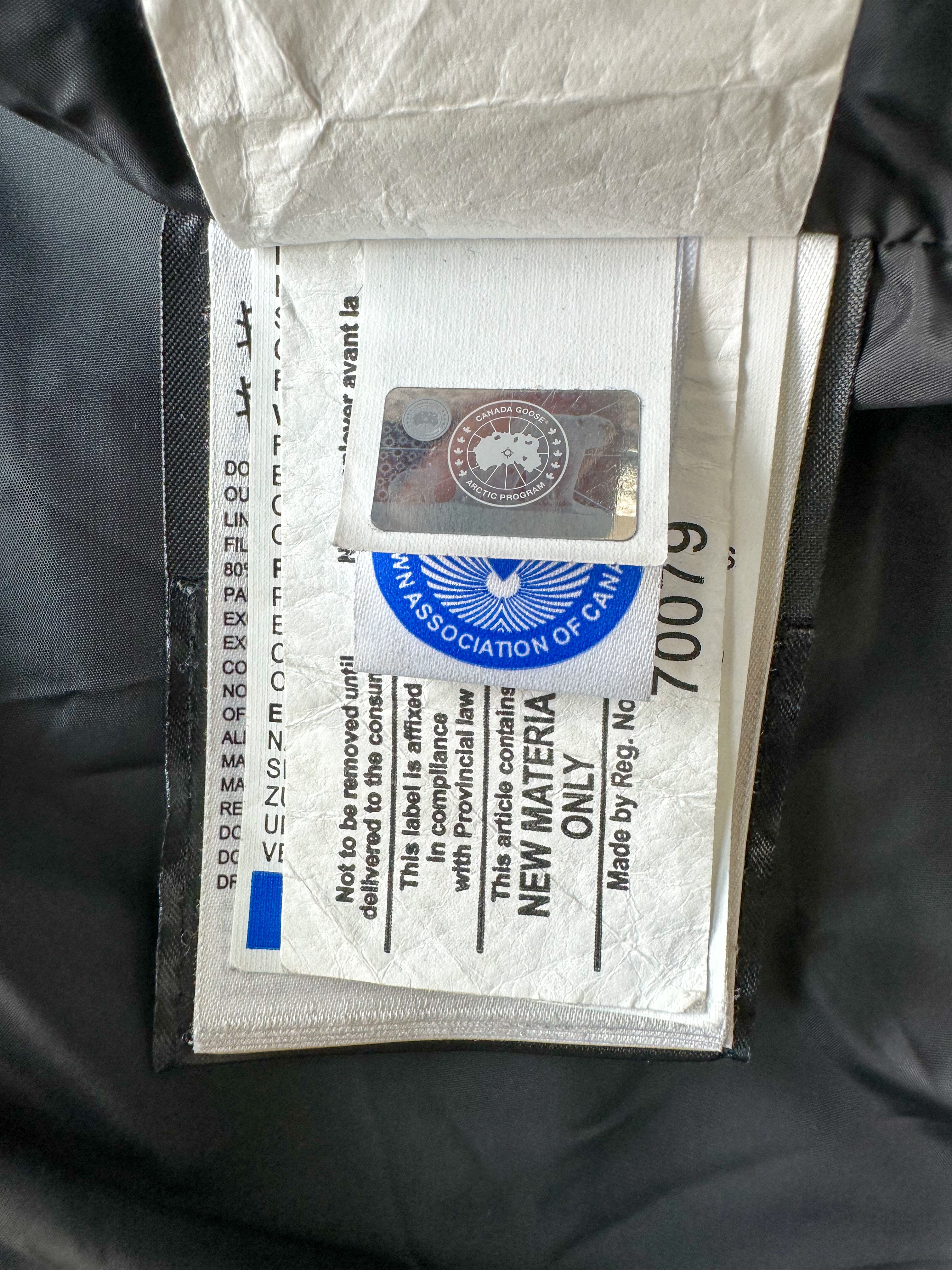 Canada Goose Black Wyndham Men's Winter Jacket - Premium Waterproof Parka for Extreme Cold Weather - Perfect for Skiing, Hiking & Outdoor Adventures