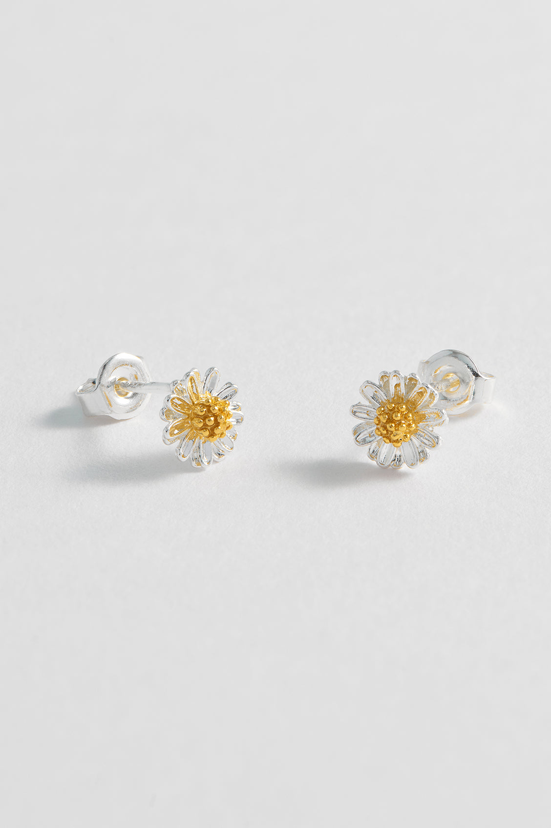 Mini Wildflower Stud Earrings for Women - Dainty Floral Earrings for Daily Wear, Gift Giving & Special Occasions