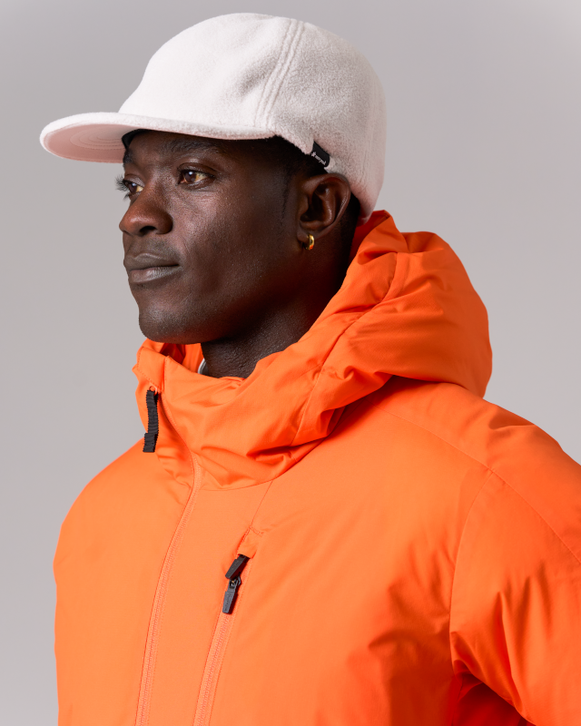 2L Lightweight Down Jacket for Men & Women - Ultra Warm Winter Coat for Outdoor Activities, Hiking, and Travel - Water-Resistant & Packable